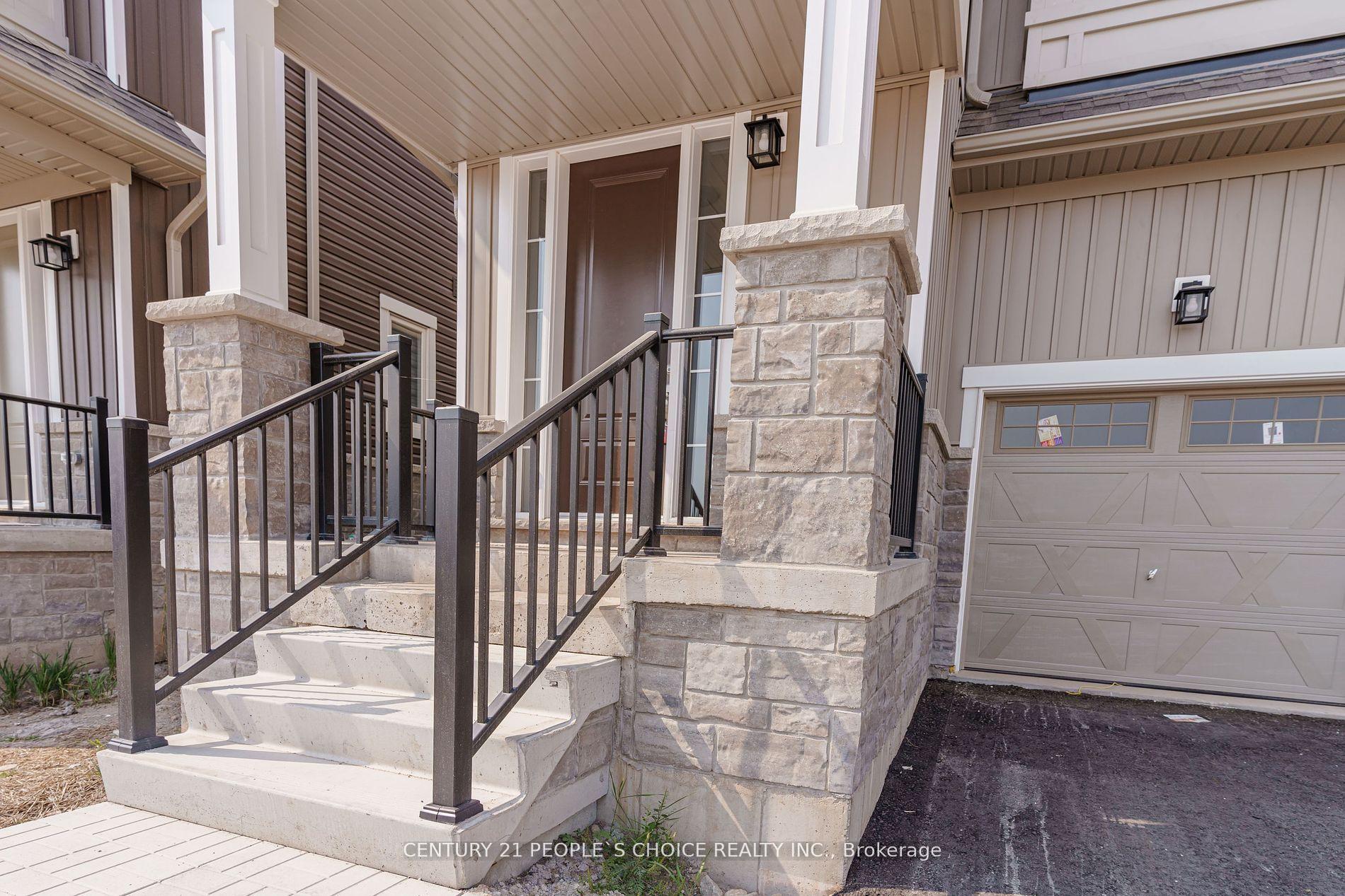 Photo 2 of 41 Conboy Drive, Erin, Hillsburgh — HOMEH