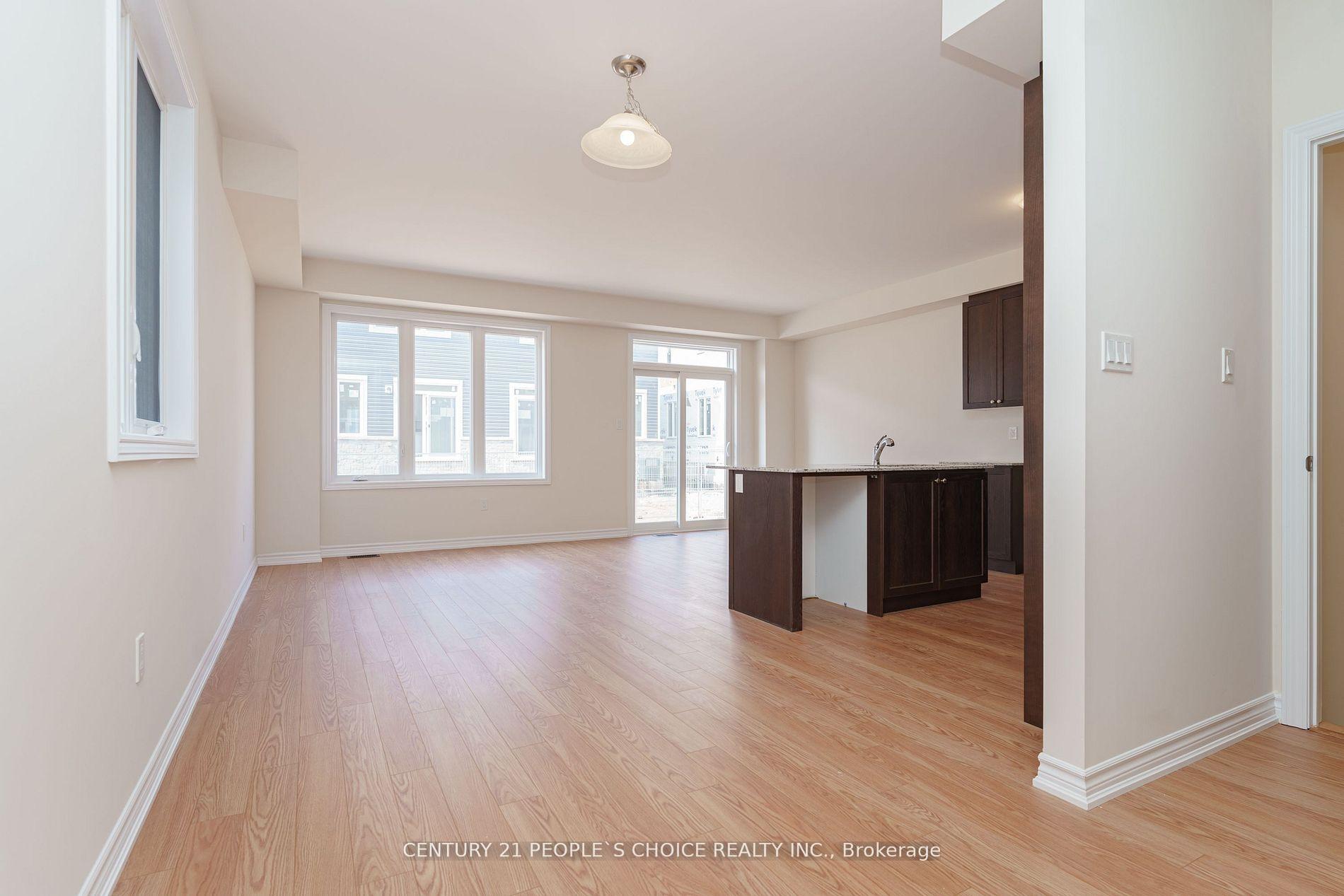 Photo 8 of 41 Conboy Drive, Erin, Hillsburgh — HOMEH