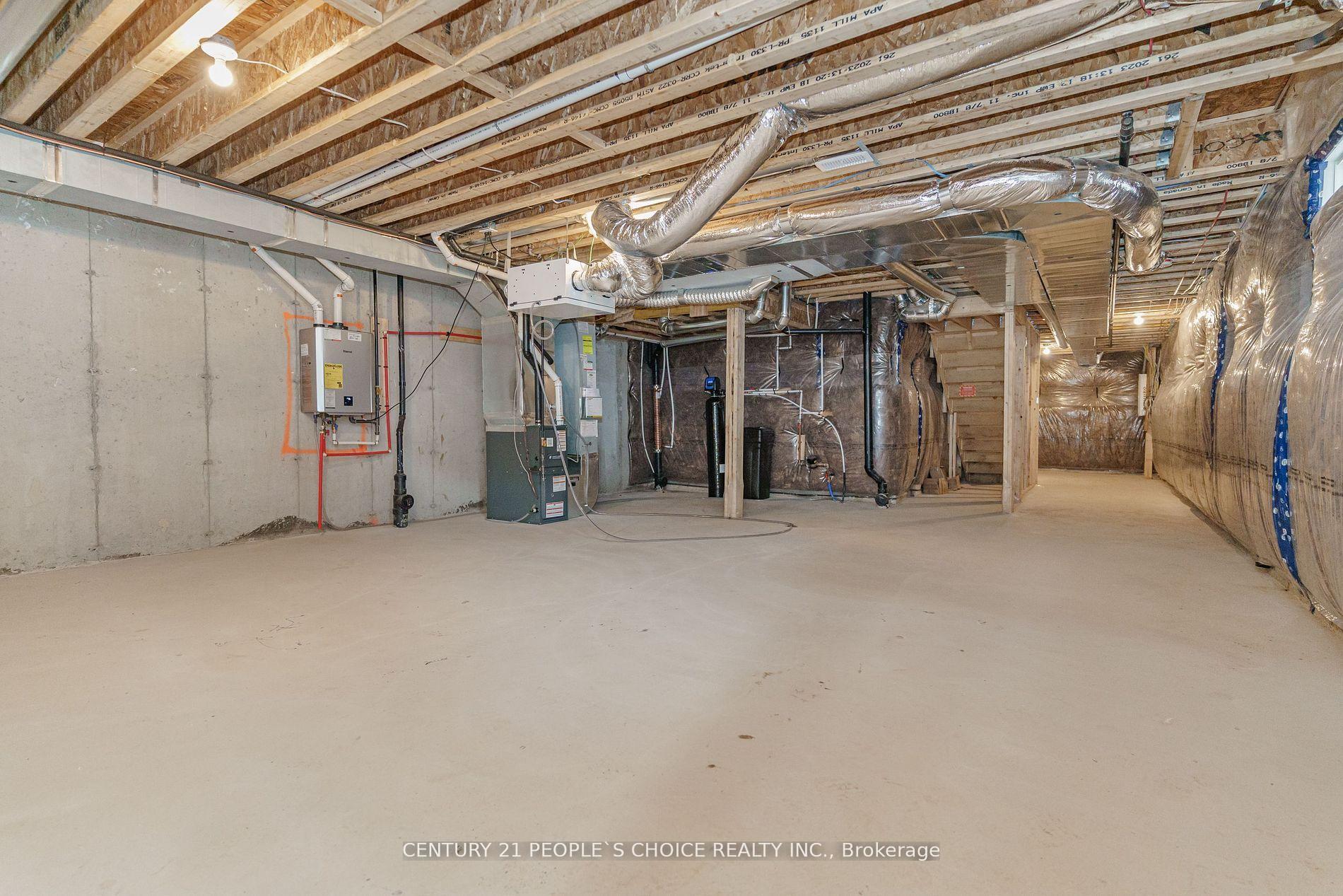 Photo 37 of 41 Conboy Drive, Erin, Hillsburgh — HOMEH
