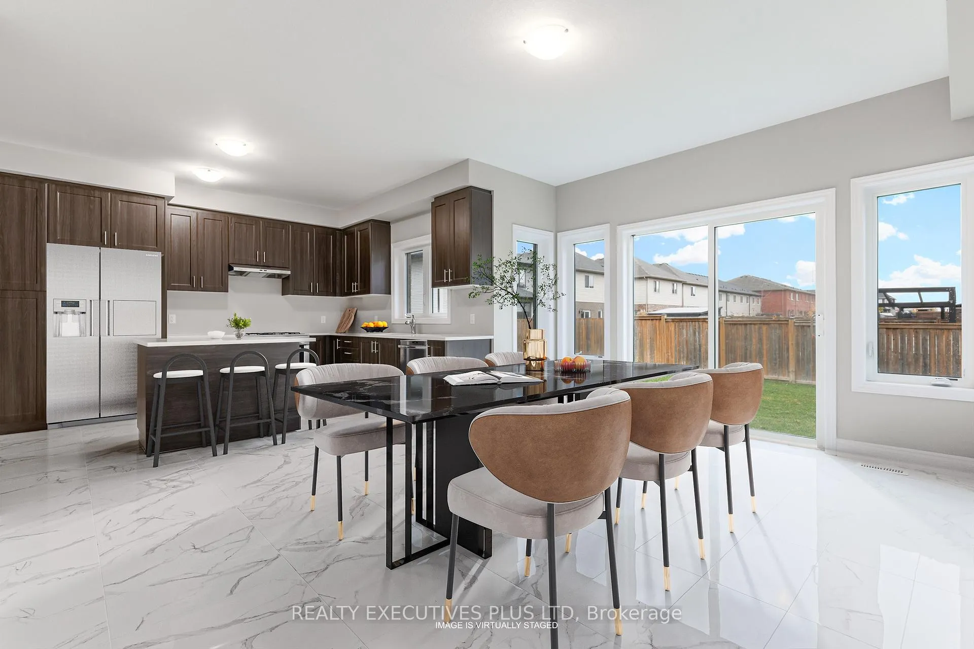 Photo 8 of 15 Venture Way, Thorold, Rolling Meadows — HOMEH