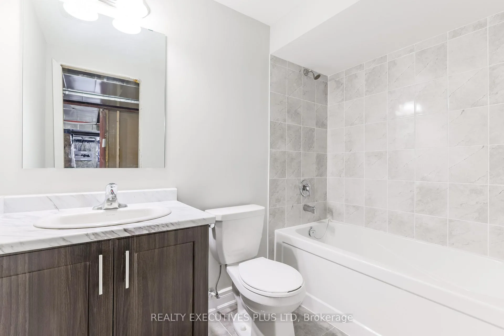 Photo 29 of 15 Venture Way, Thorold, Rolling Meadows — HOMEH