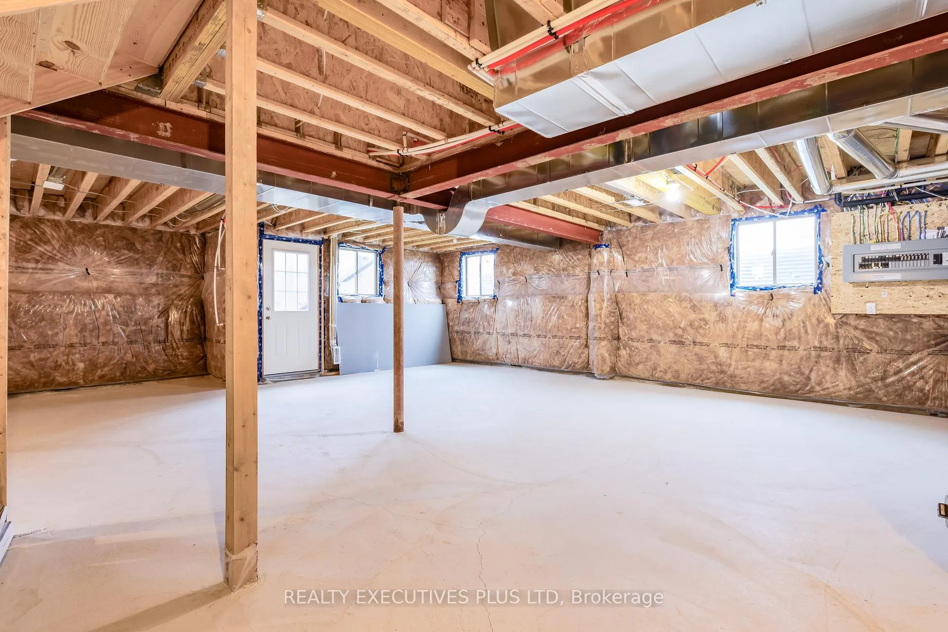 Photo 32 of 15 Venture Way, Thorold, Rolling Meadows — HOMEH