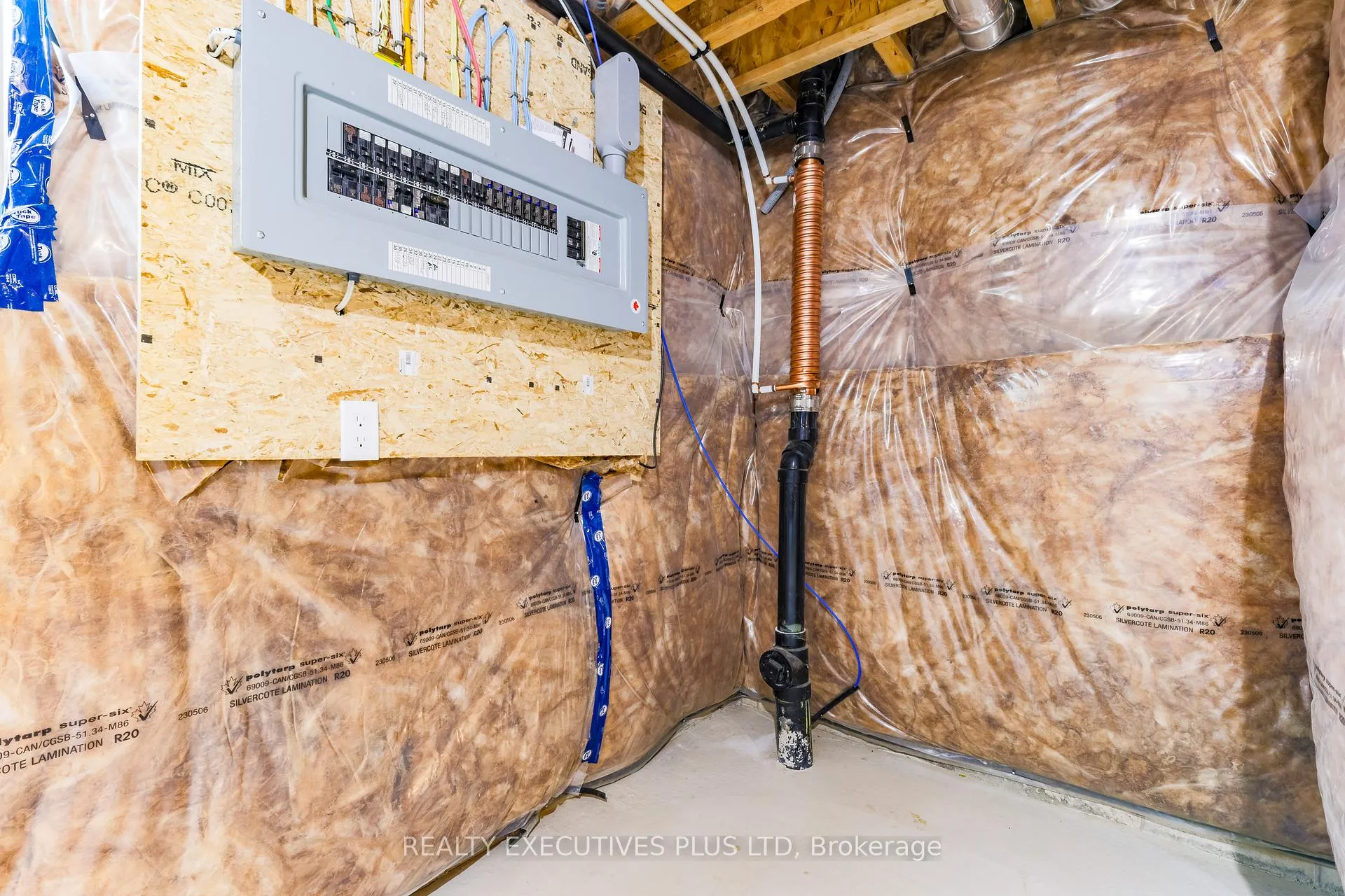 Photo 33 of 15 Venture Way, Thorold, Rolling Meadows — HOMEH