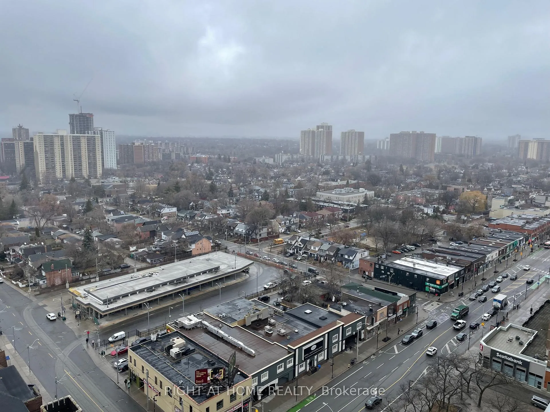 Photo 10 of Unit 2002, 286 Main Street, Toronto, East End-Danforth — HOMEH