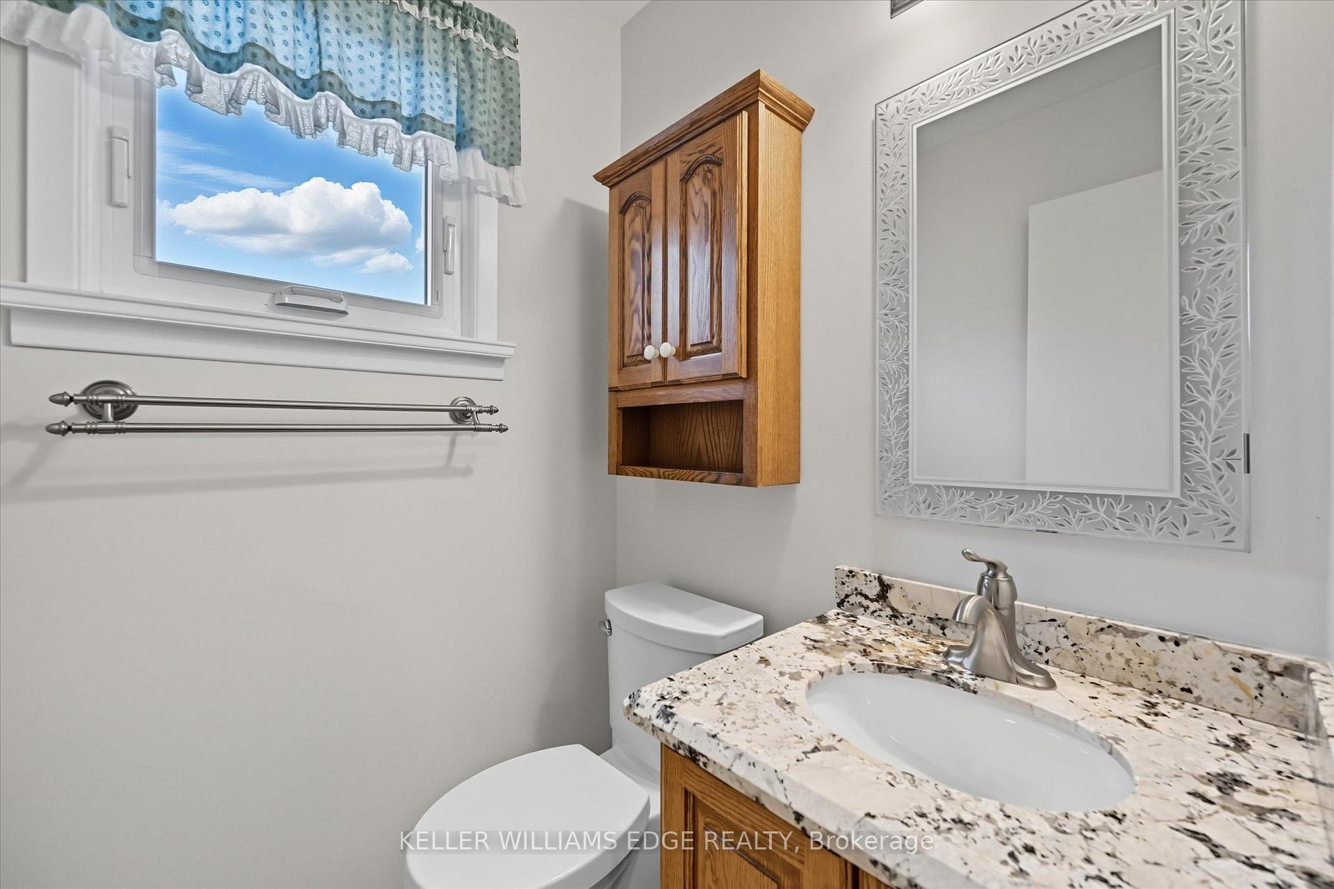 Photo 24 of 2400 Eaglesfield Drive, Burlington, Brant Hills — HOMEH
