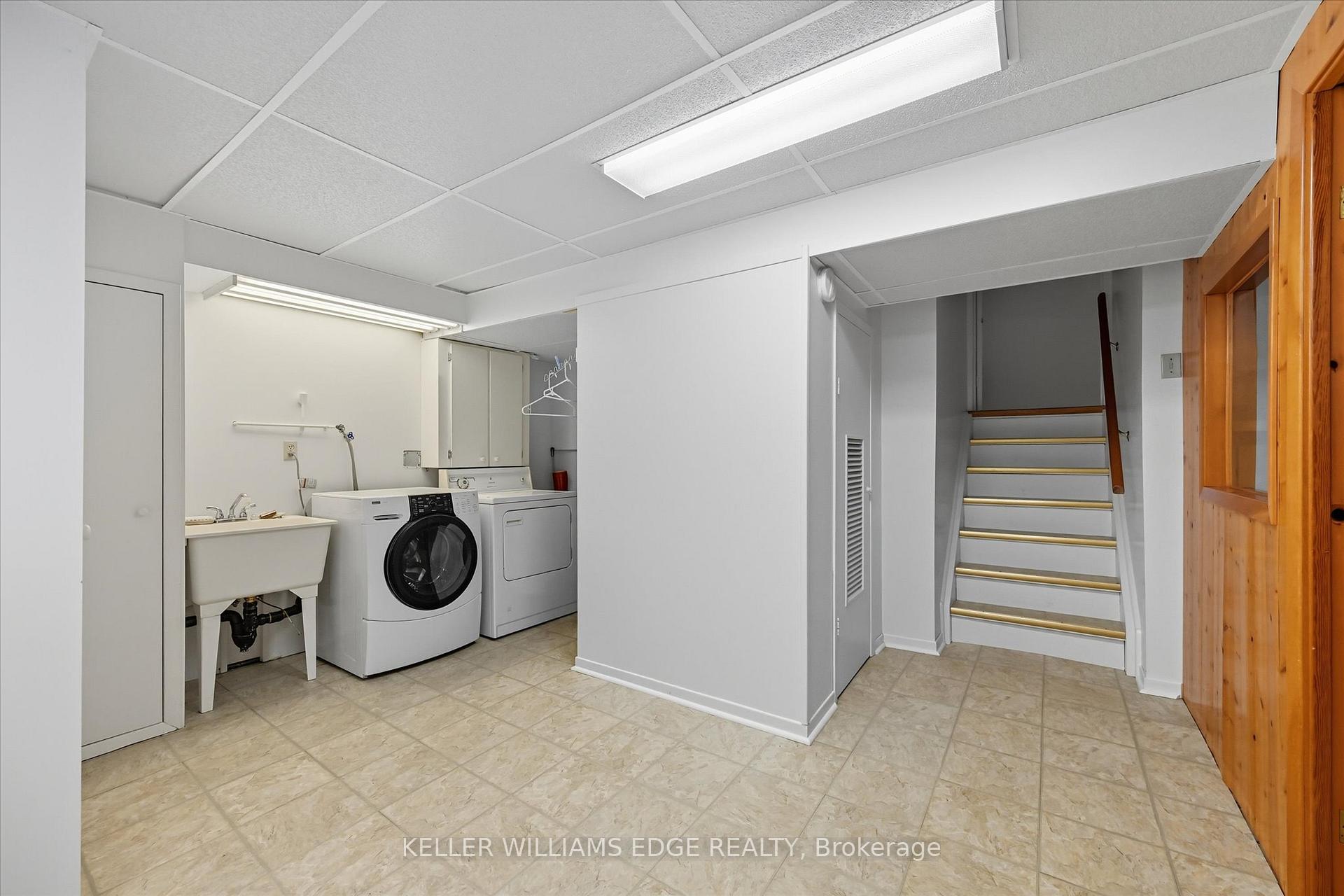 Photo 30 of 2400 Eaglesfield Drive, Burlington, Brant Hills — HOMEH
