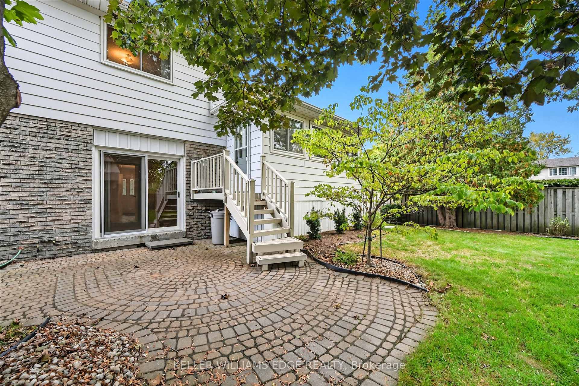 Photo 32 of 2400 Eaglesfield Drive, Burlington, Brant Hills — HOMEH