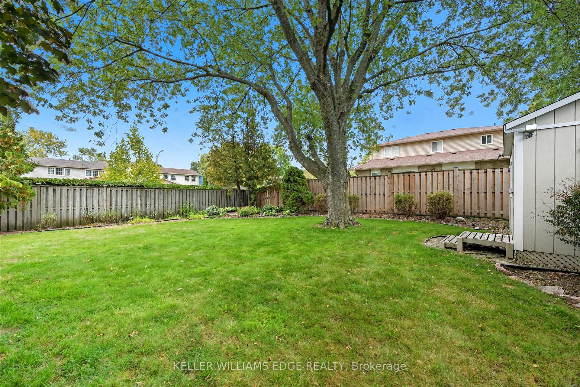 Photo 33 of 2400 Eaglesfield Drive, Burlington, Brant Hills — HOMEH