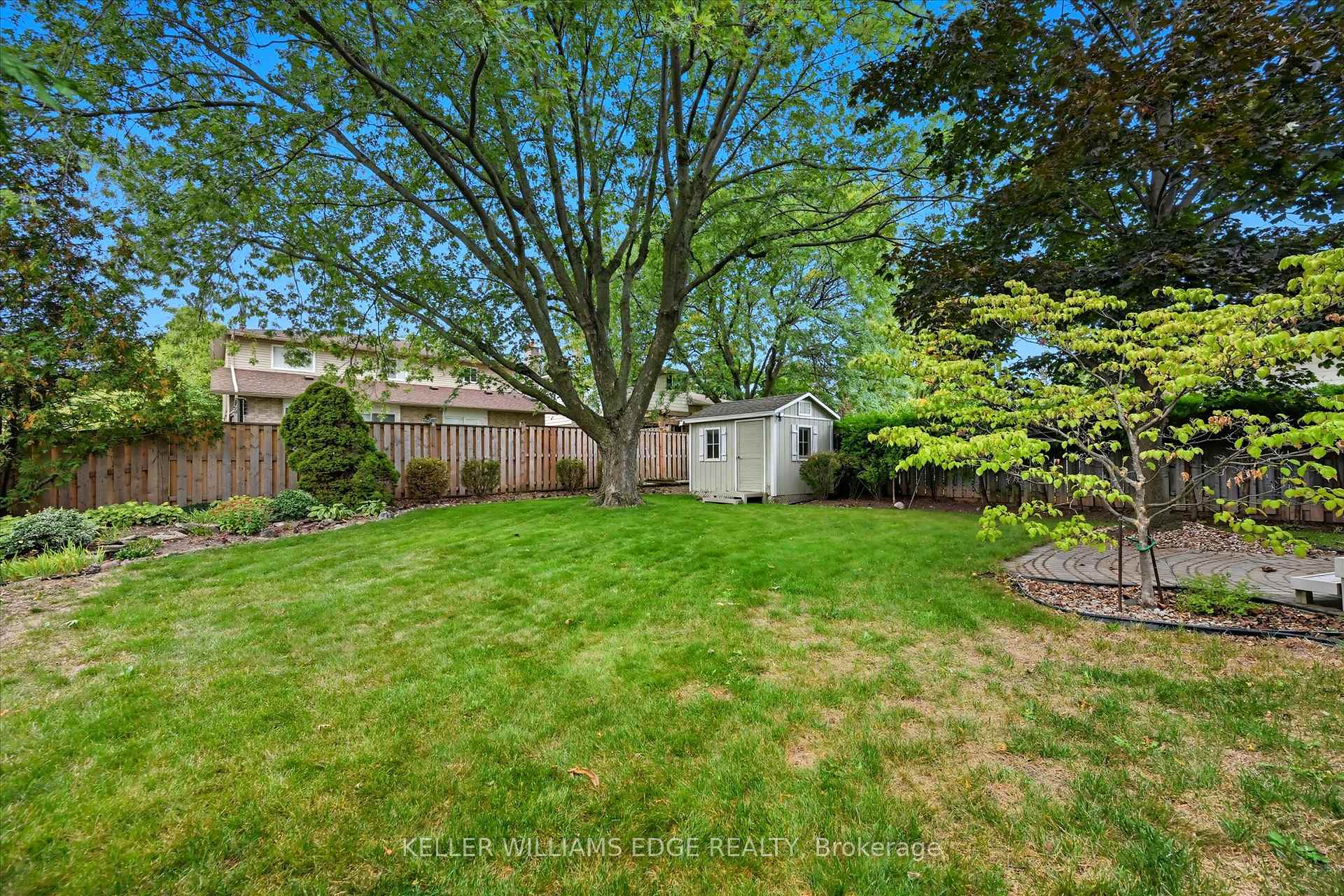 Photo 34 of 2400 Eaglesfield Drive, Burlington, Brant Hills — HOMEH