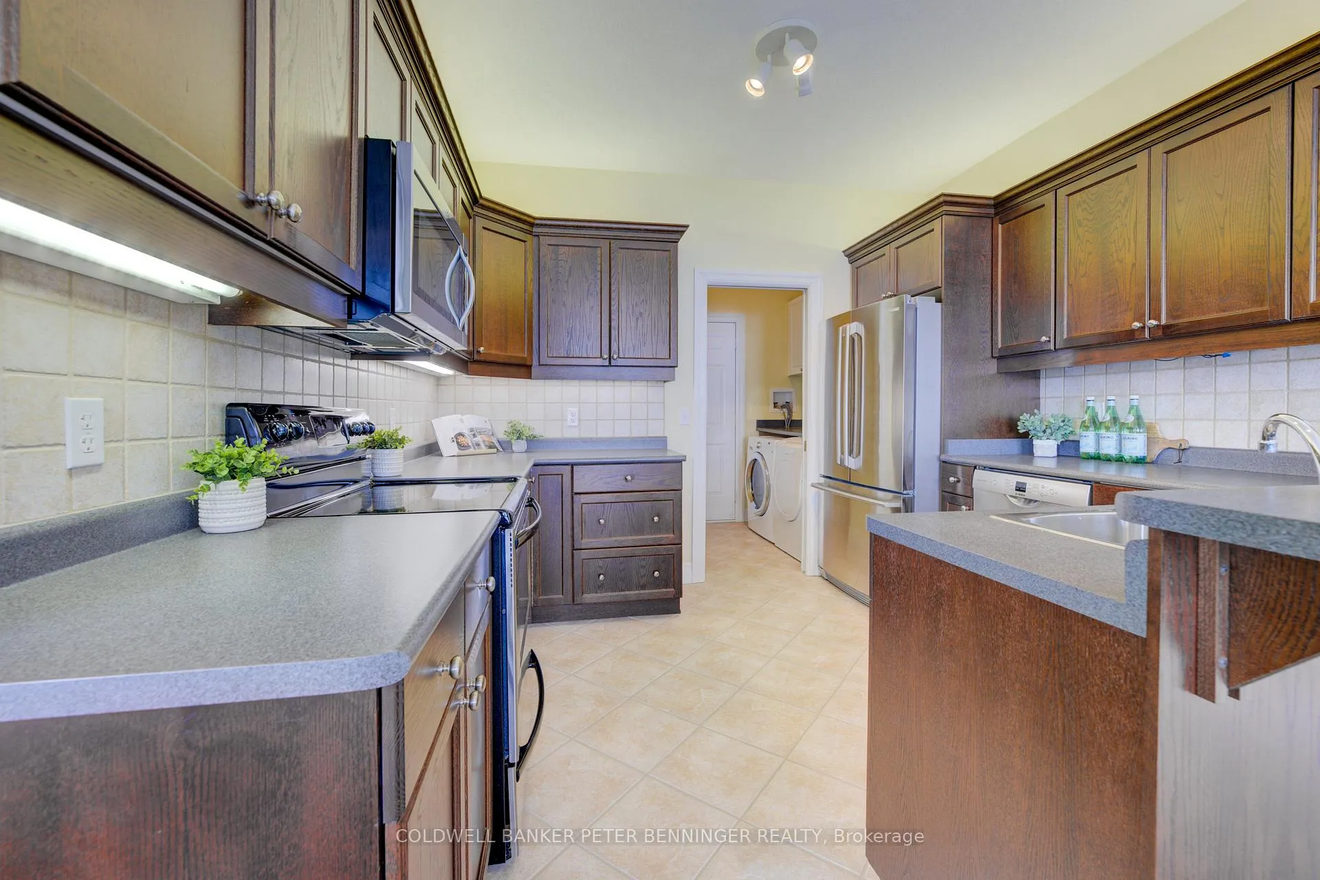 Photo 16 of Unit 8, 165 Chandos Drive, Kitchener — HOMEH