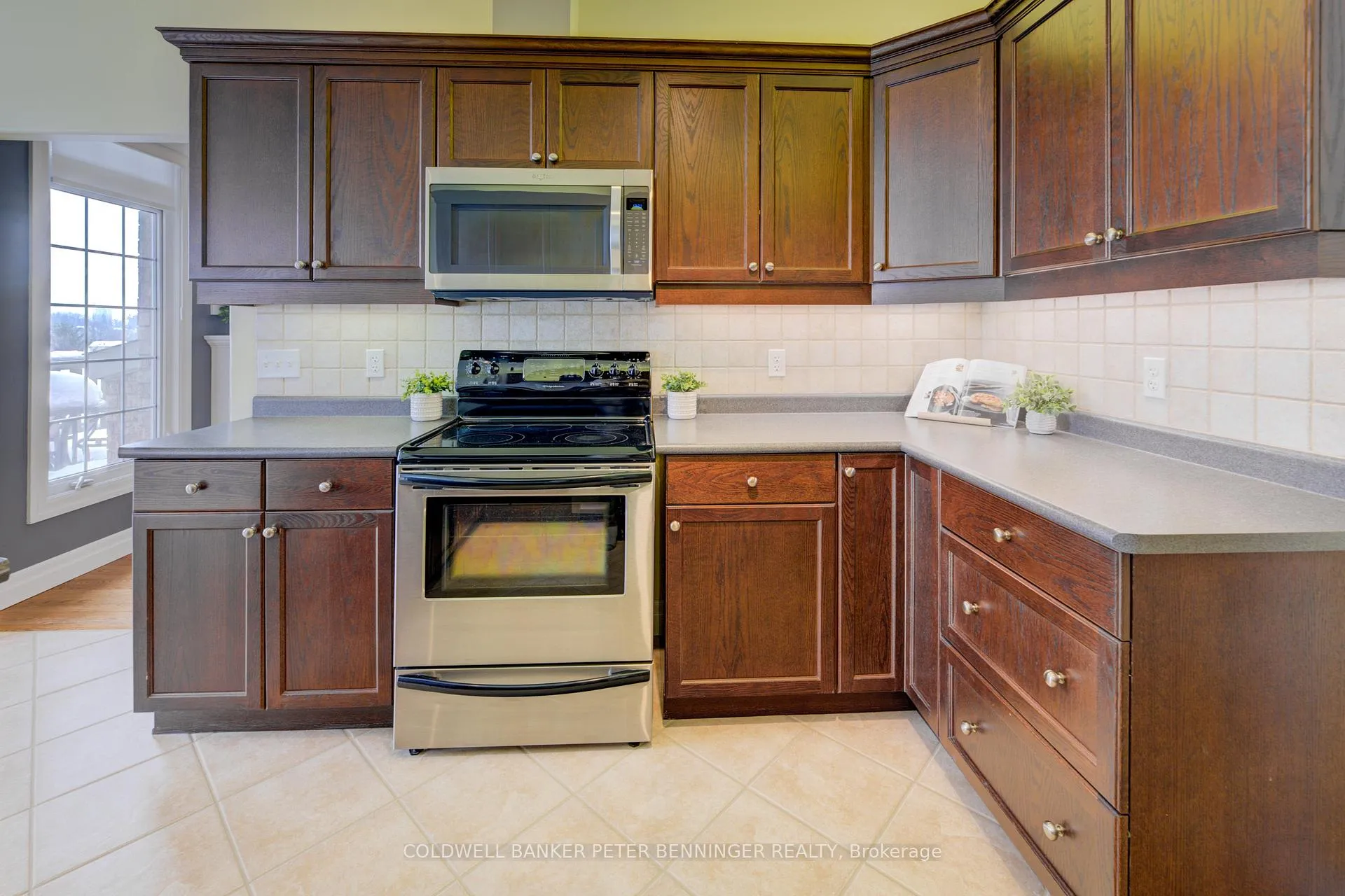 Photo 19 of Unit 8, 165 Chandos Drive, Kitchener — HOMEH