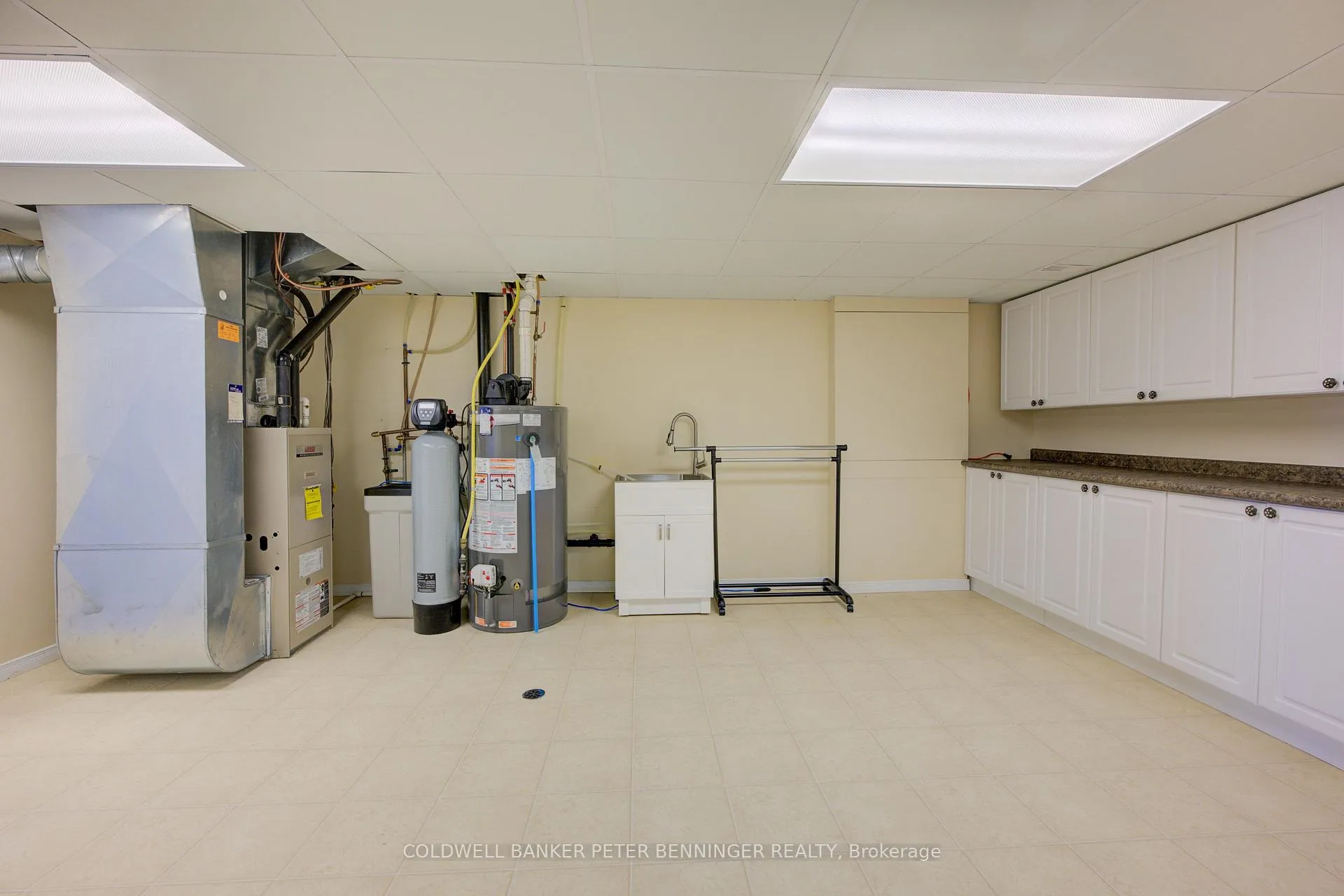 Photo 44 of Unit 8, 165 Chandos Drive, Kitchener — HOMEH