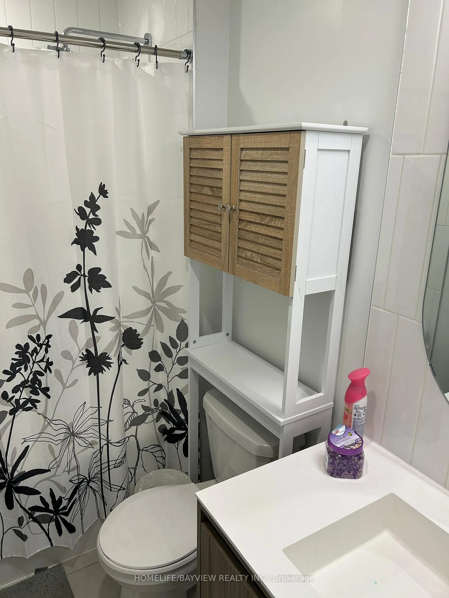 Photo 10 of Unit 705, 8 Beverley Glen Boulevard, Vaughan, Beverley Glen — HOMEH