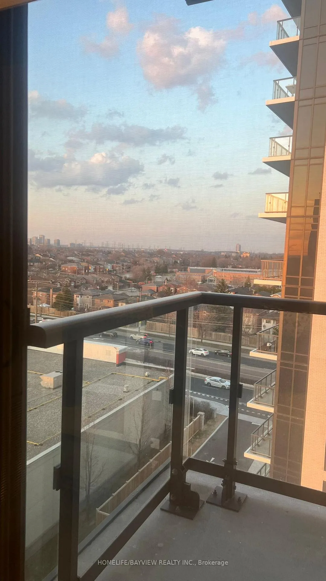Photo 12 of Unit 705, 8 Beverley Glen Boulevard, Vaughan, Beverley Glen — HOMEH