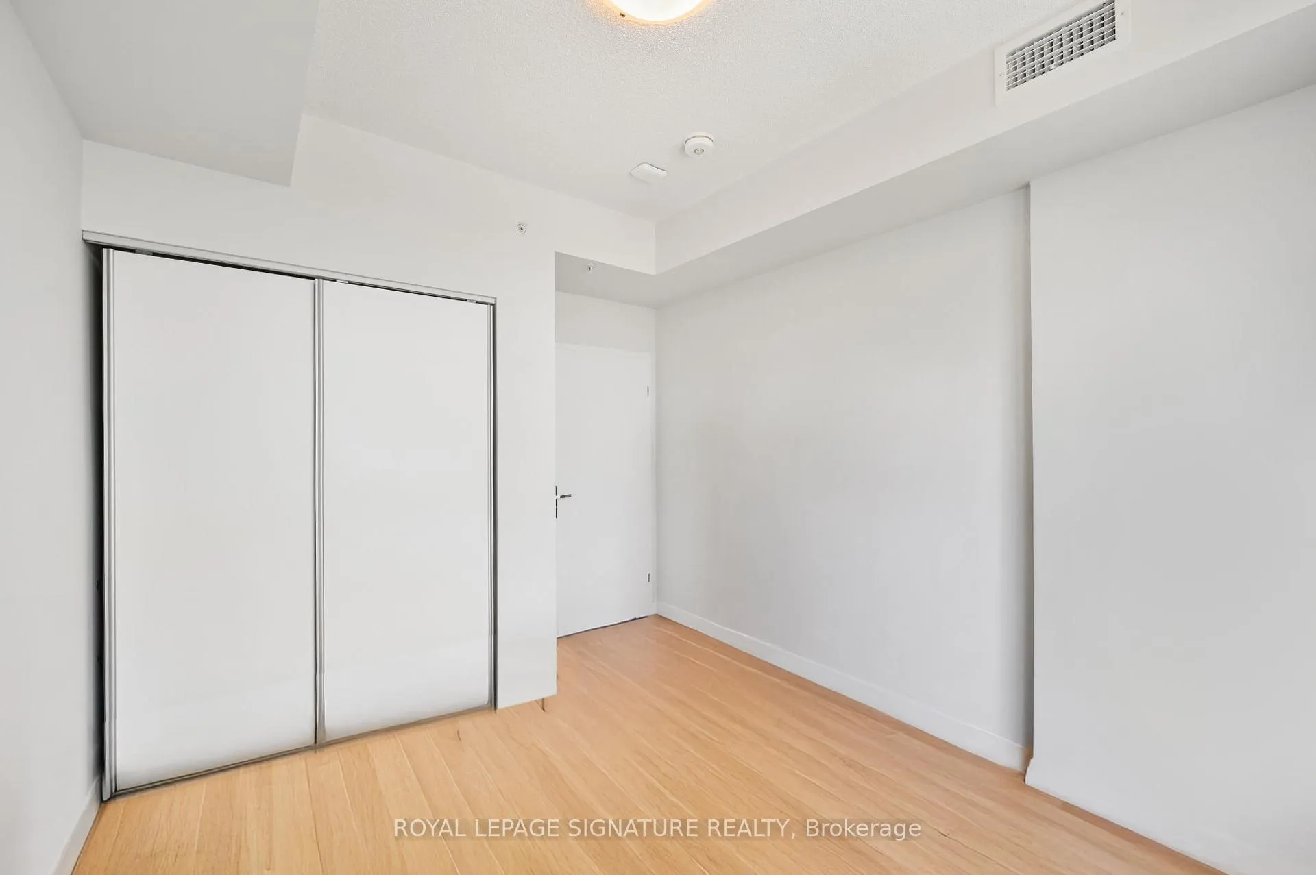 Photo 14 of Unit 3205, 60 Frederick Street, Kitchener — HOMEH