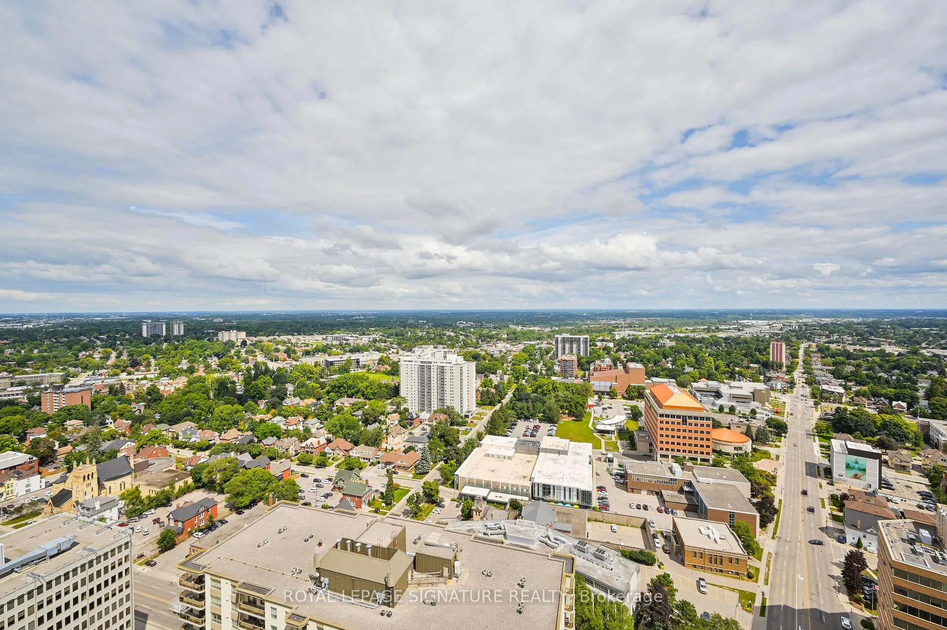 Photo 21 of Unit 3205, 60 Frederick Street, Kitchener — HOMEH