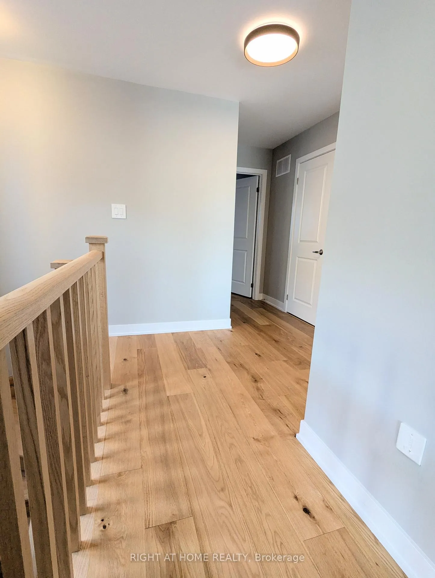 Photo 14 of 22 Westwood Avenue, Barrie, Painswick South — HOMEH