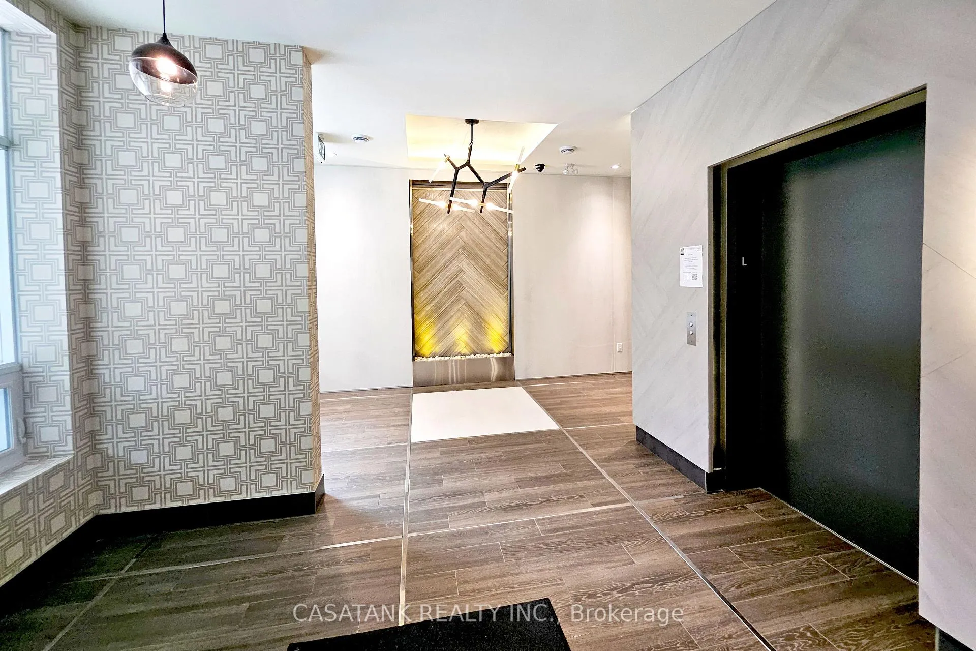 Photo 4 of Unit 408, 479 Charlton Avenue E, Hamilton, Stinson — HOMEH