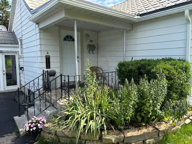 Photo 2 of 121 Cumberland Street, Barrie, Allandale — HOMEH