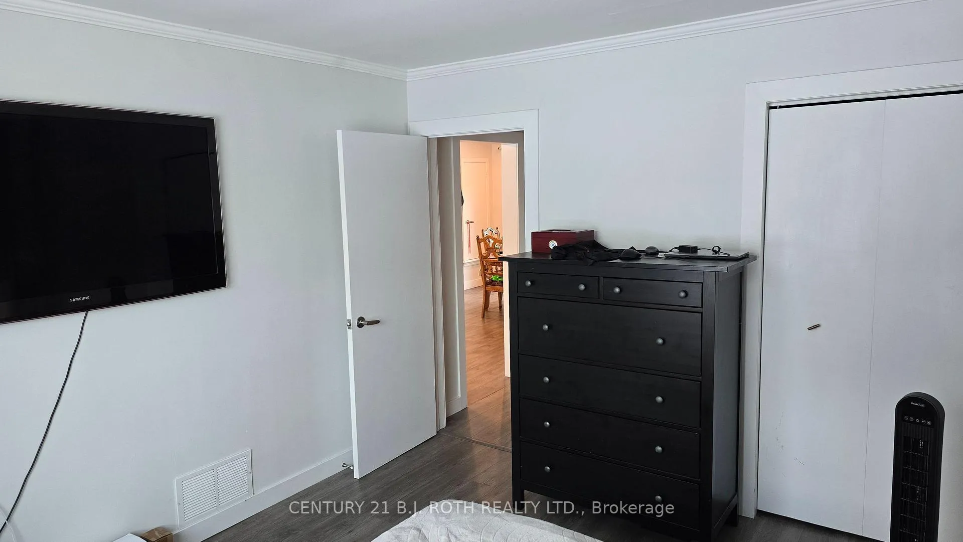 Photo 12 of 121 Cumberland Street, Barrie, Allandale — HOMEH