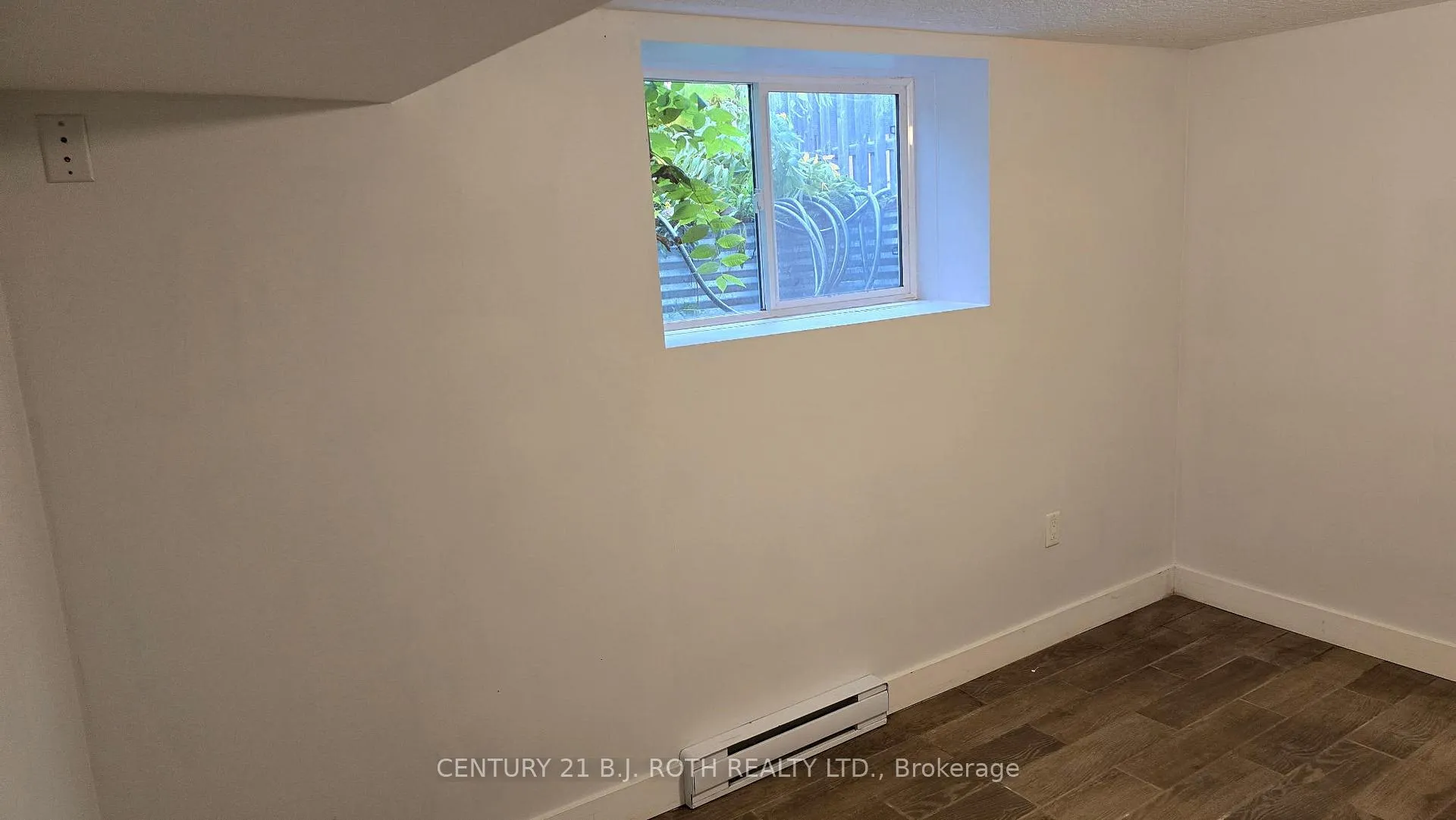 Photo 19 of 121 Cumberland Street, Barrie, Allandale — HOMEH