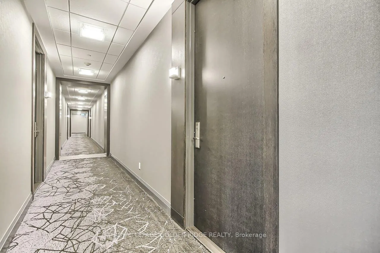 Photo 3 of Unit 227, 20 Fred Varley Drive, Markham, Unionville — HOMEH