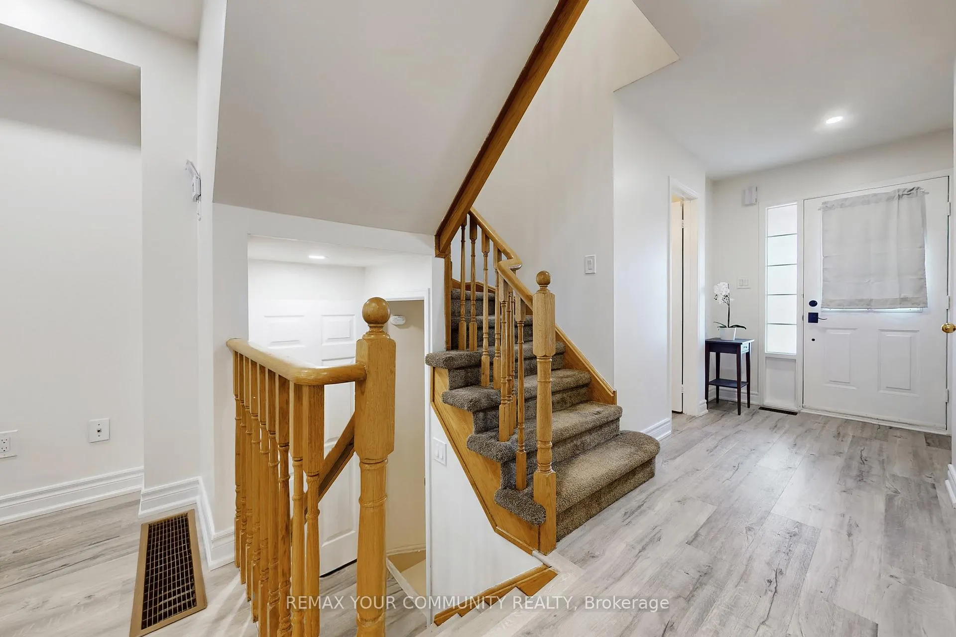 Photo 17 of 122 Whitby Shores, Whitby, Port Whitby — HOMEH