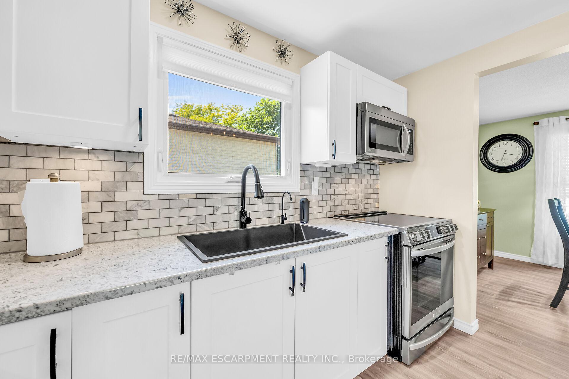 Photo 8 of 42 Knightswood Crescent, Brant, Brantford Twp — HOMEH
