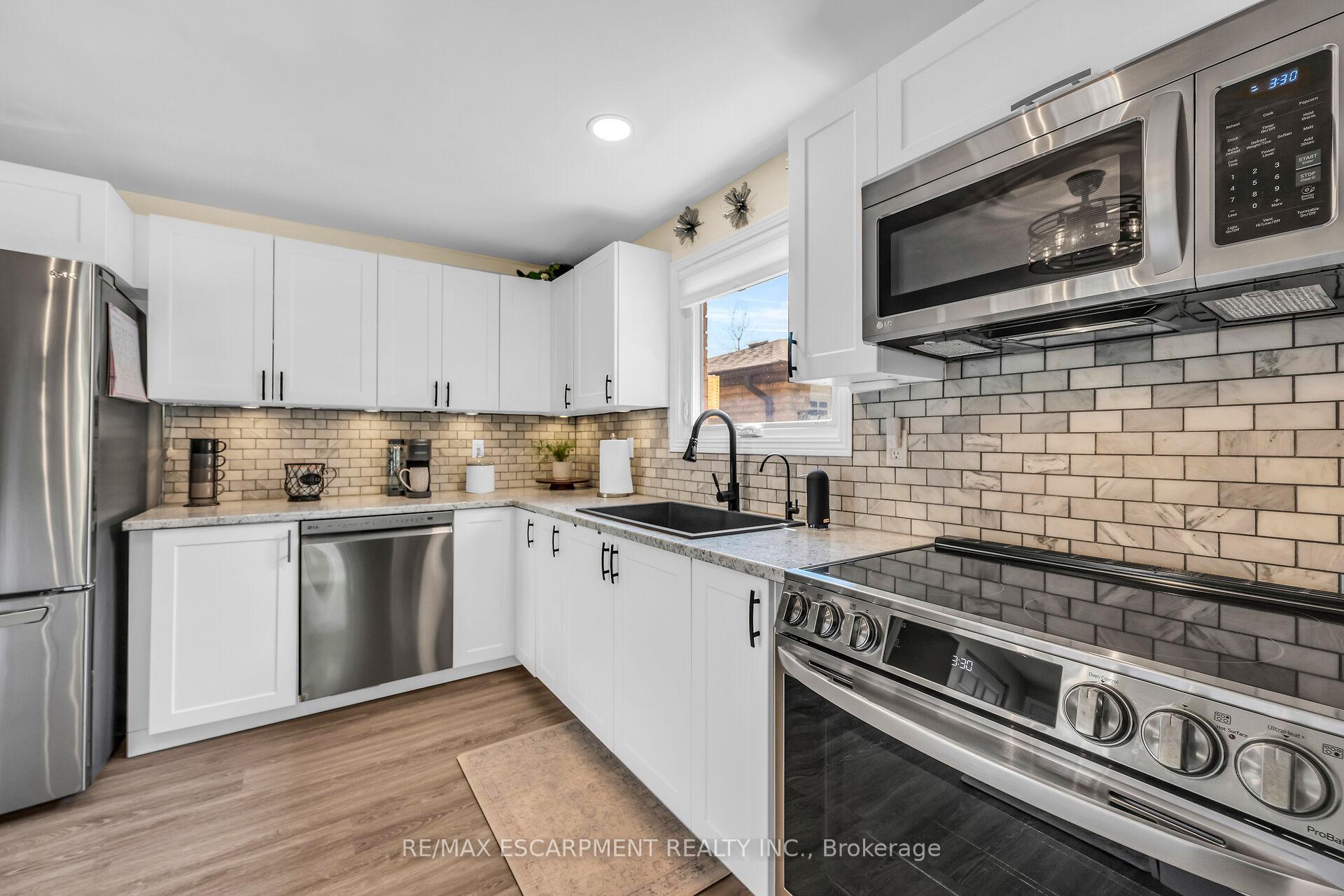 Photo 10 of 42 Knightswood Crescent, Brant, Brantford Twp — HOMEH