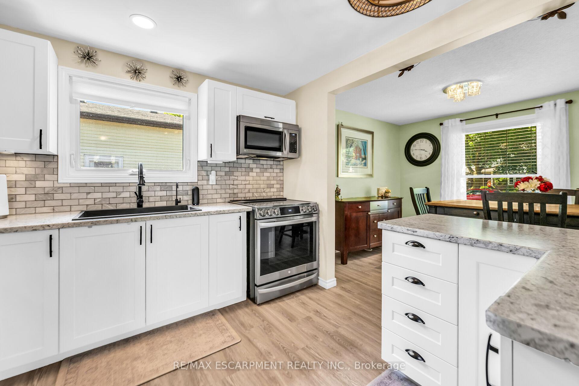 Photo 11 of 42 Knightswood Crescent, Brant, Brantford Twp — HOMEH