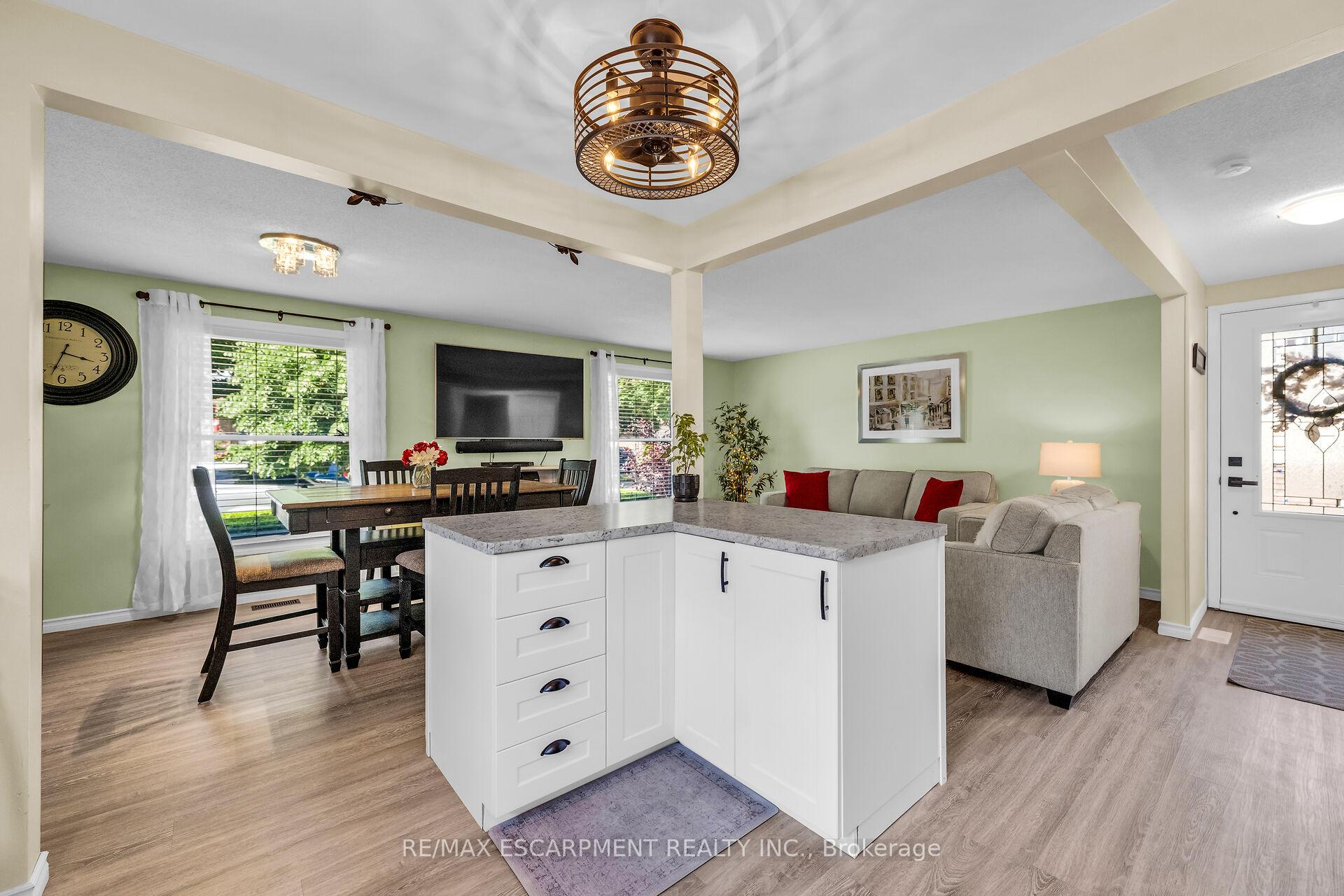 Photo 13 of 42 Knightswood Crescent, Brant, Brantford Twp — HOMEH
