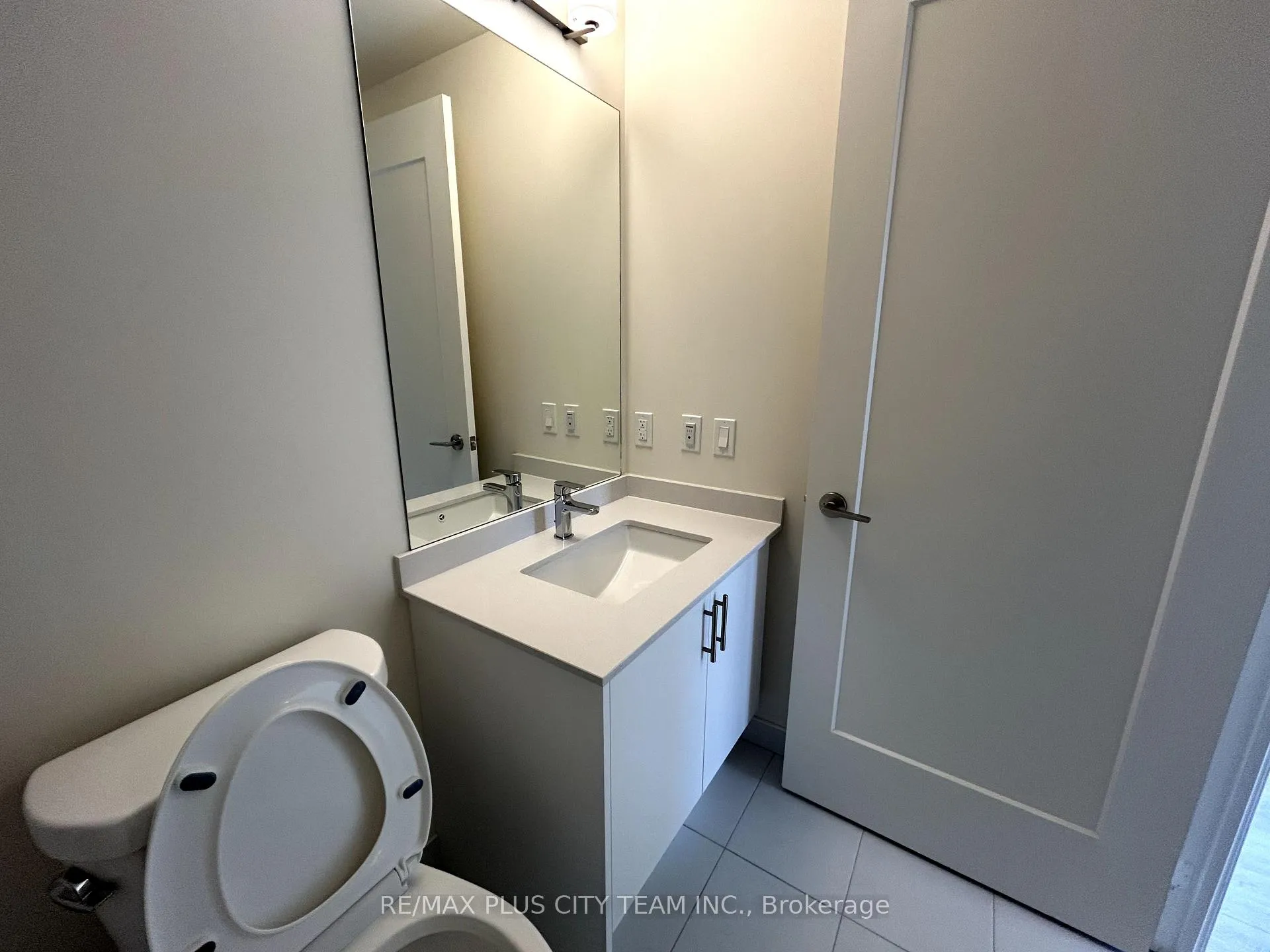 Photo 16 of Unit 2123, 8960 Jane Street, Vaughan, Vellore Village — HOMEH