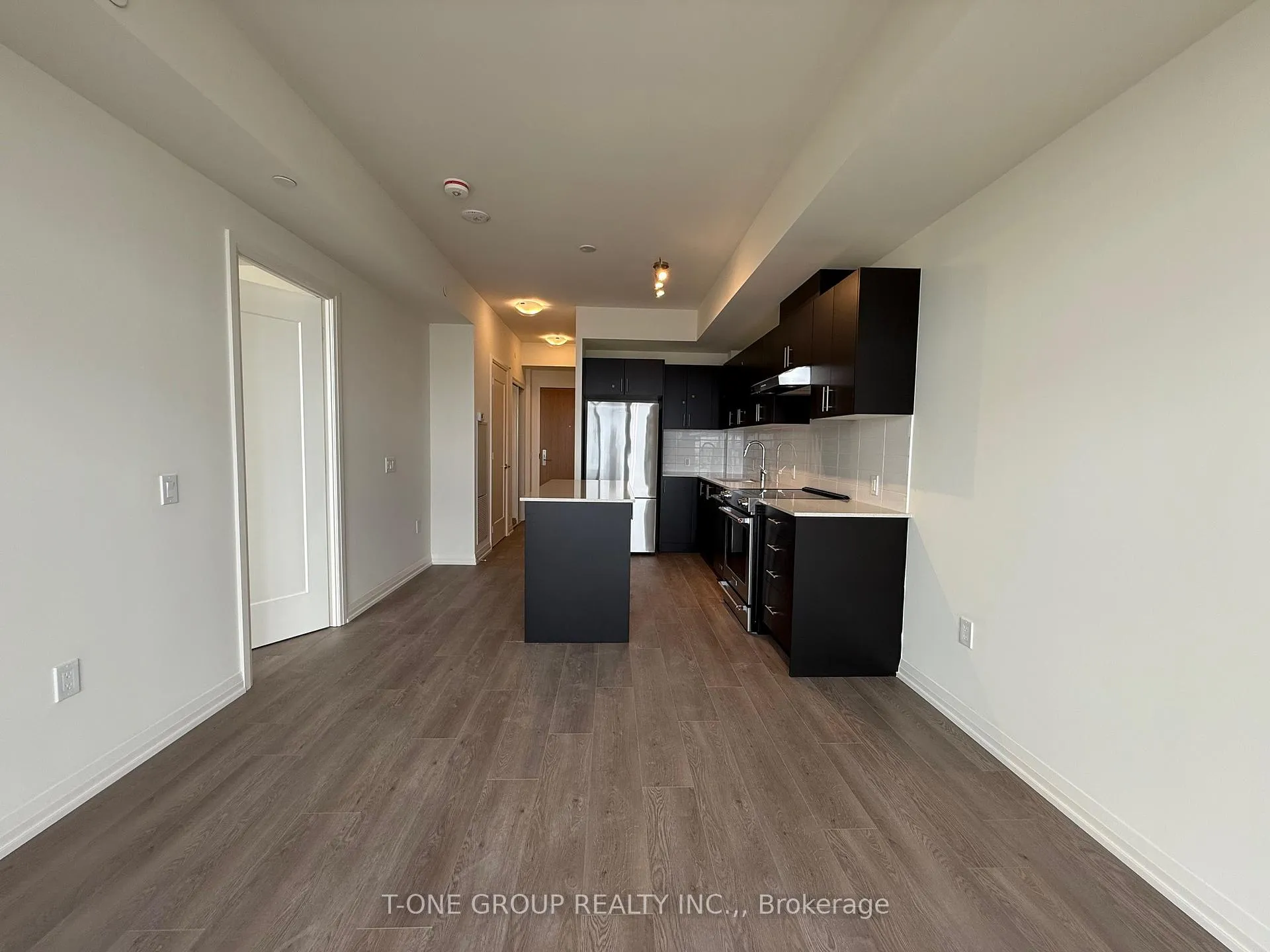Photo 5 of Unit 2005, 8960 Jane Street, Vaughan, Concord — HOMEH