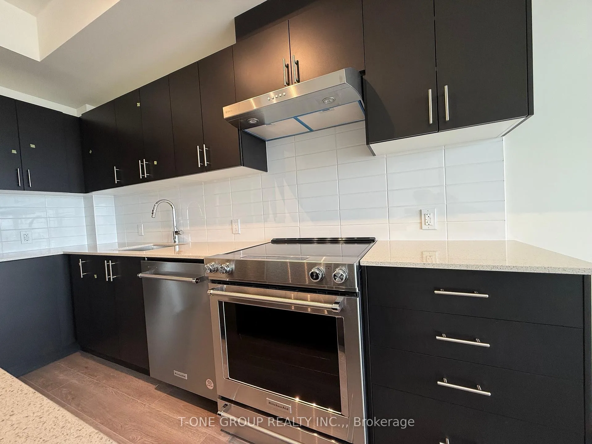 Photo 7 of Unit 2005, 8960 Jane Street, Vaughan, Concord — HOMEH