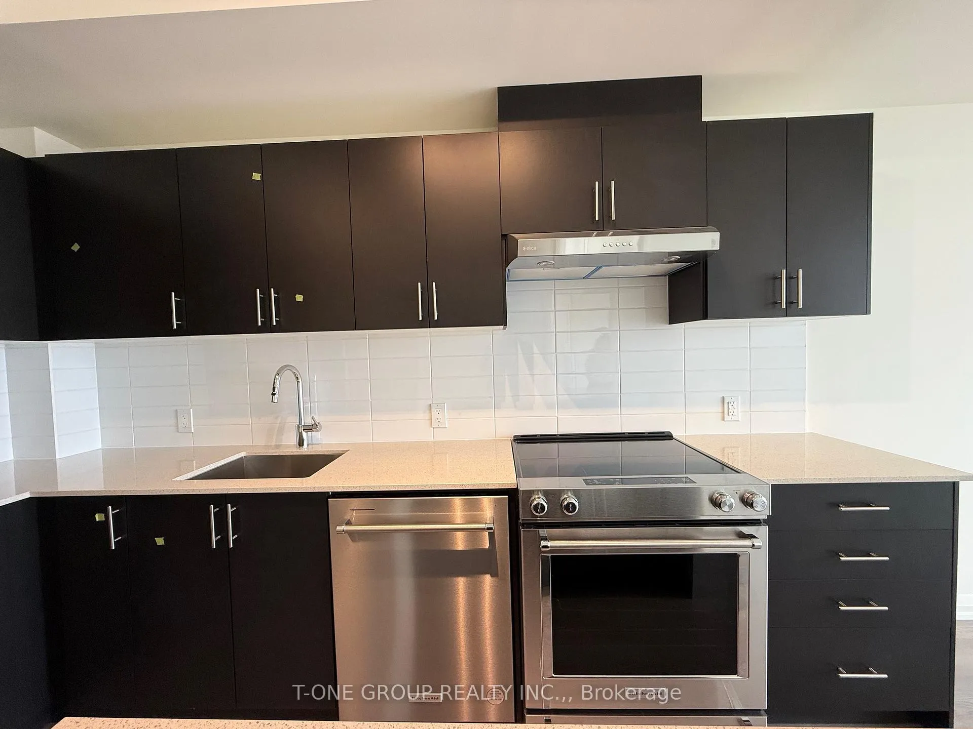Photo 8 of Unit 2005, 8960 Jane Street, Vaughan, Concord — HOMEH
