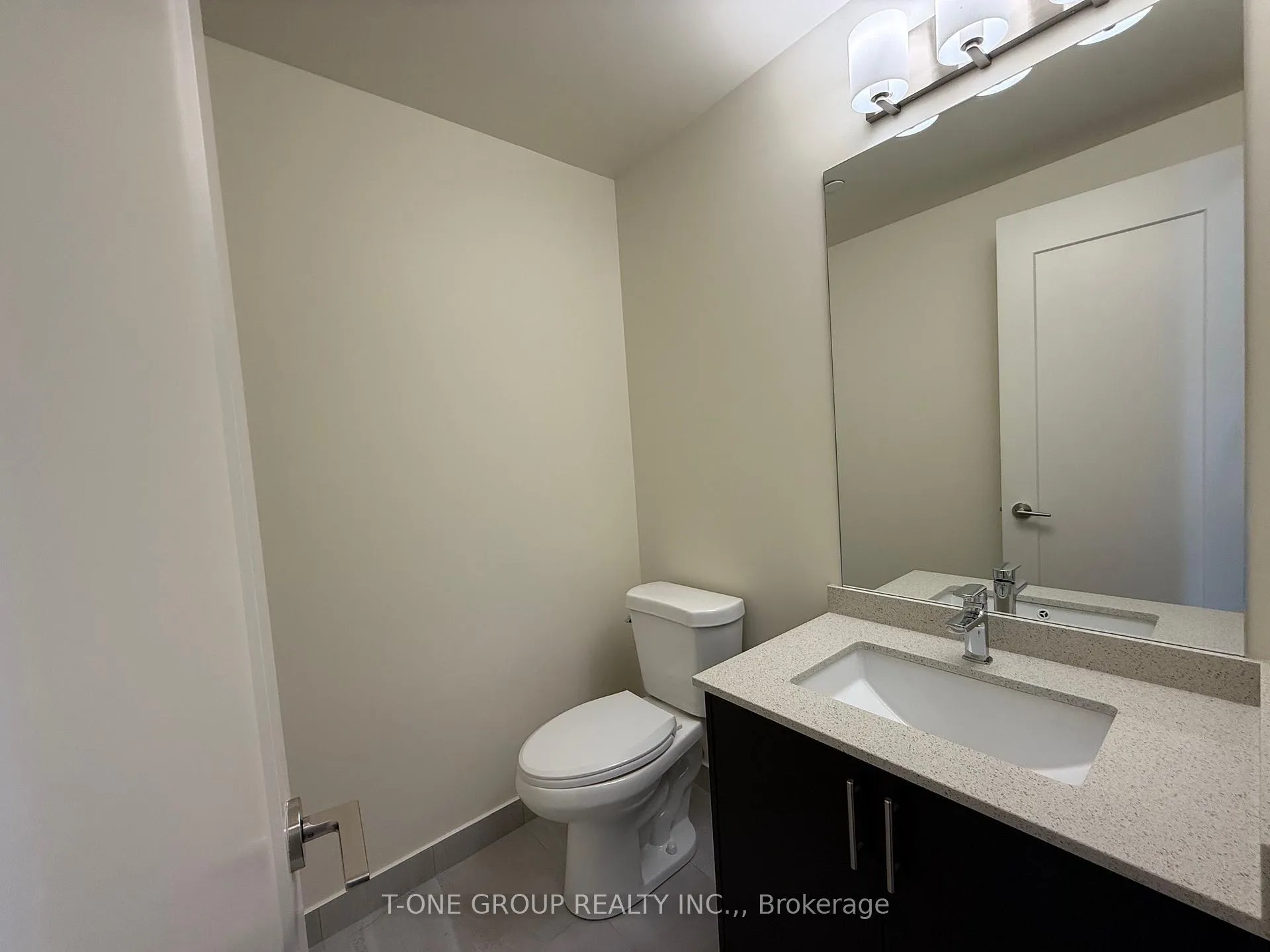Photo 9 of Unit 2005, 8960 Jane Street, Vaughan, Concord — HOMEH