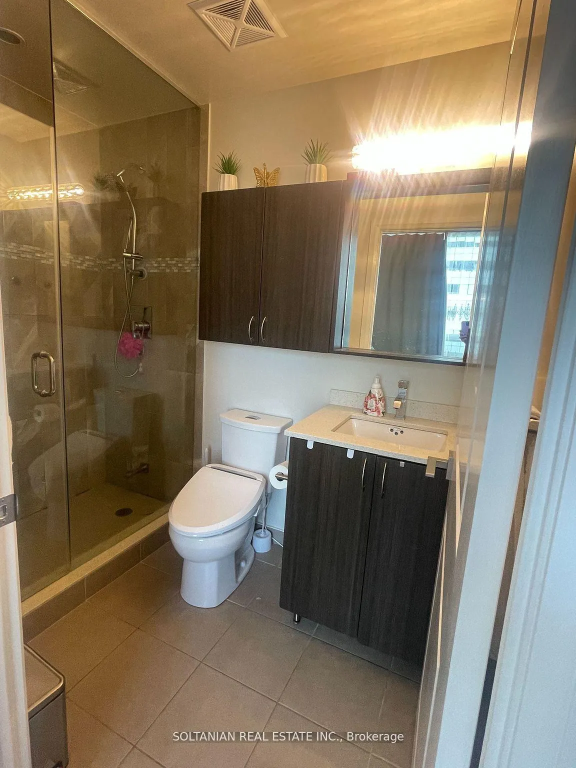 Photo 13 of Unit 702, 3600 Highway 7 Road N, Vaughan, Vaughan Corporate Centre — HOMEH