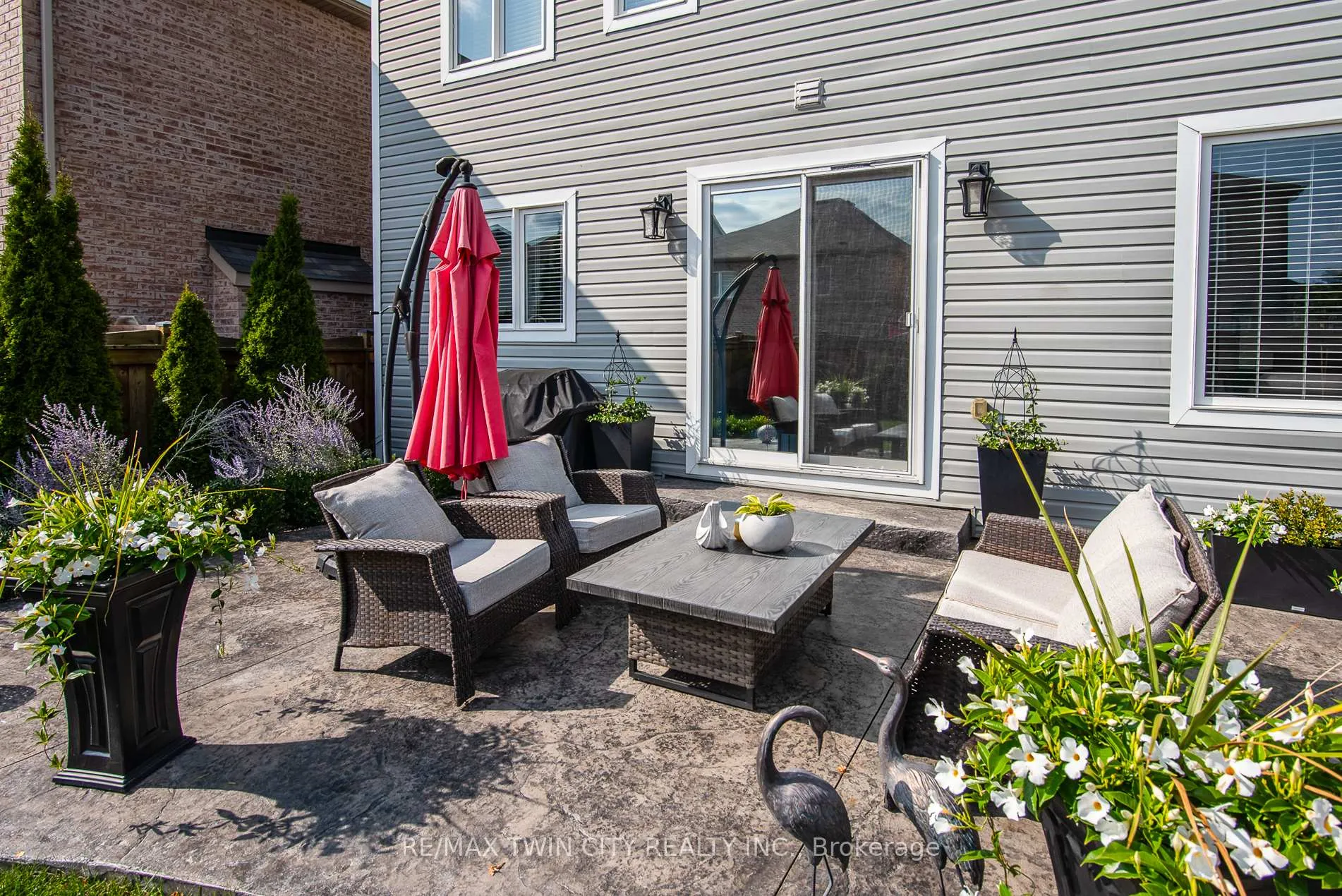 Photo 5 of 232 Shady Glen Crescent, Kitchener, Trussler — HOMEH