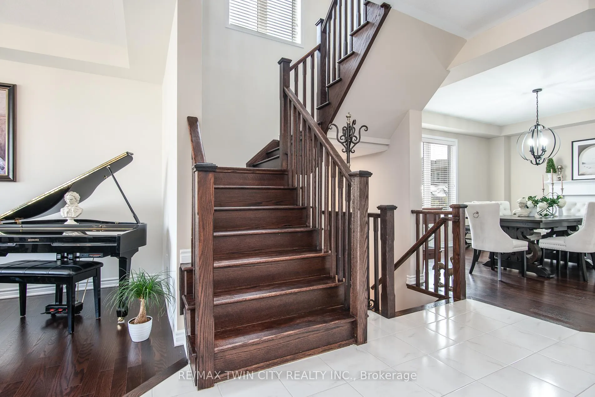 Photo 7 of 232 Shady Glen Crescent, Kitchener, Trussler — HOMEH