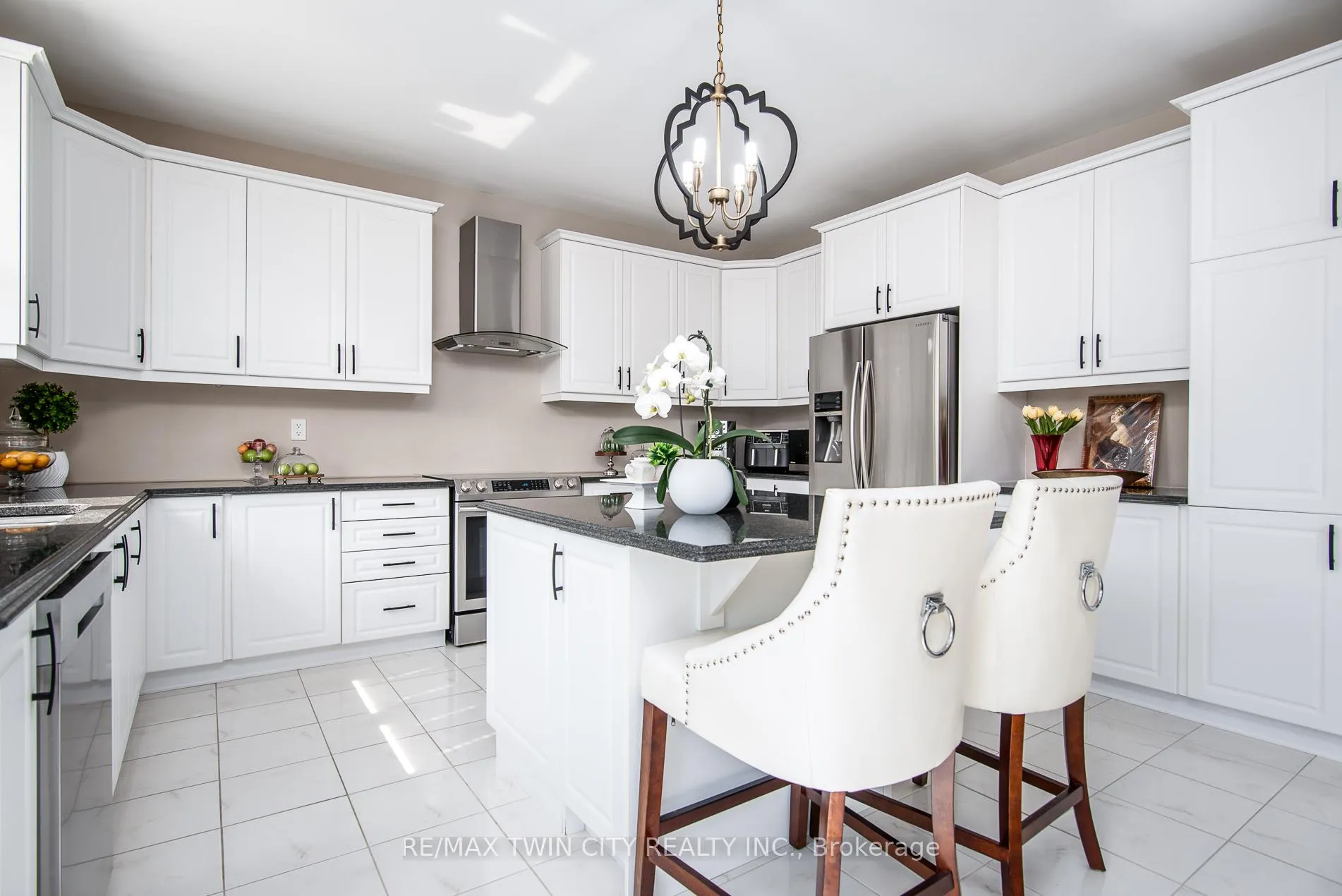 Photo 15 of 232 Shady Glen Crescent, Kitchener, Trussler — HOMEH