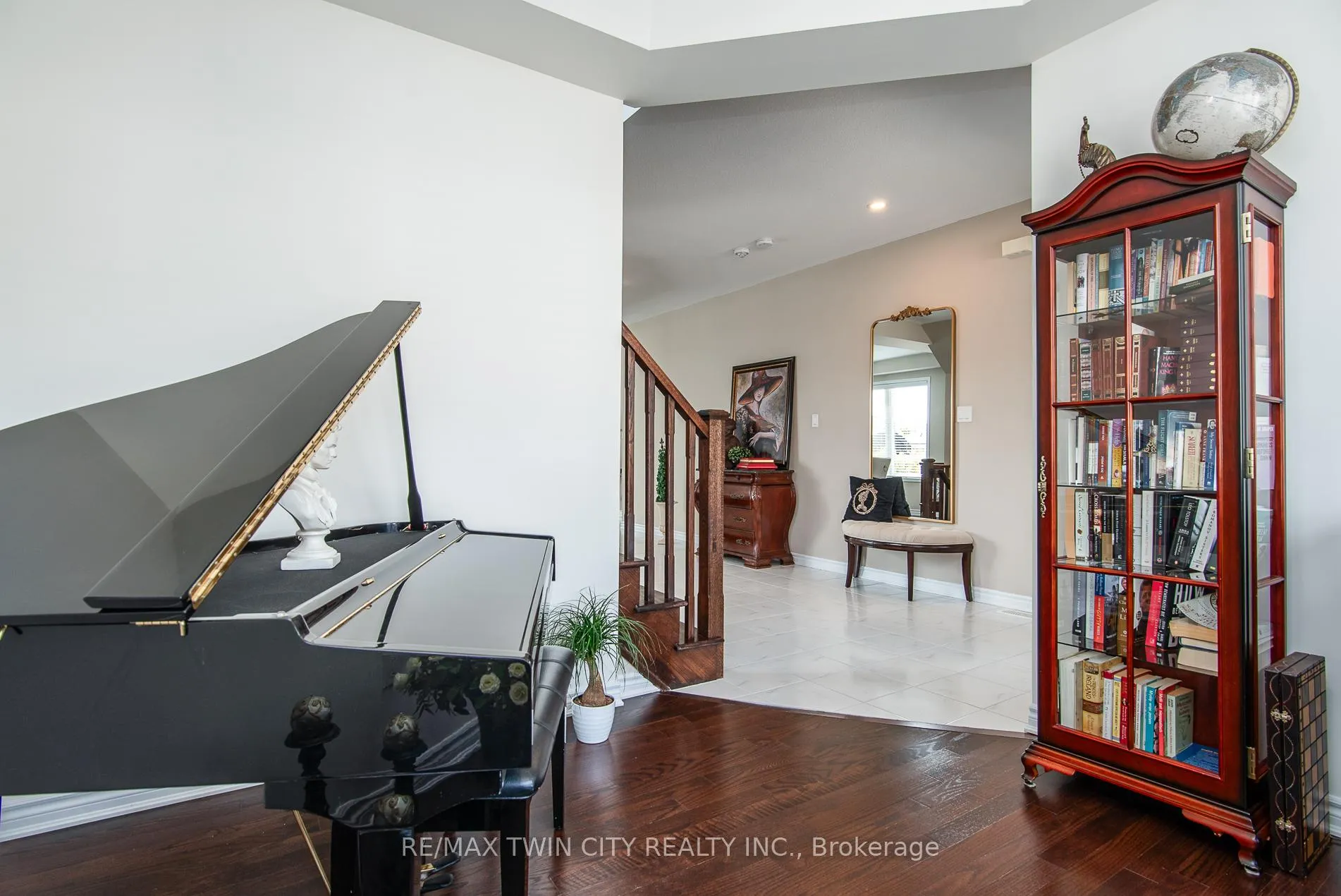 Photo 24 of 232 Shady Glen Crescent, Kitchener, Trussler — HOMEH