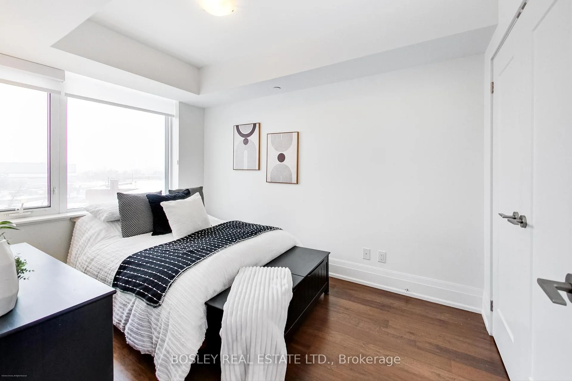Photo 15 of Unit 506, 25 Malcolm Road, Toronto, Leaside — HOMEH