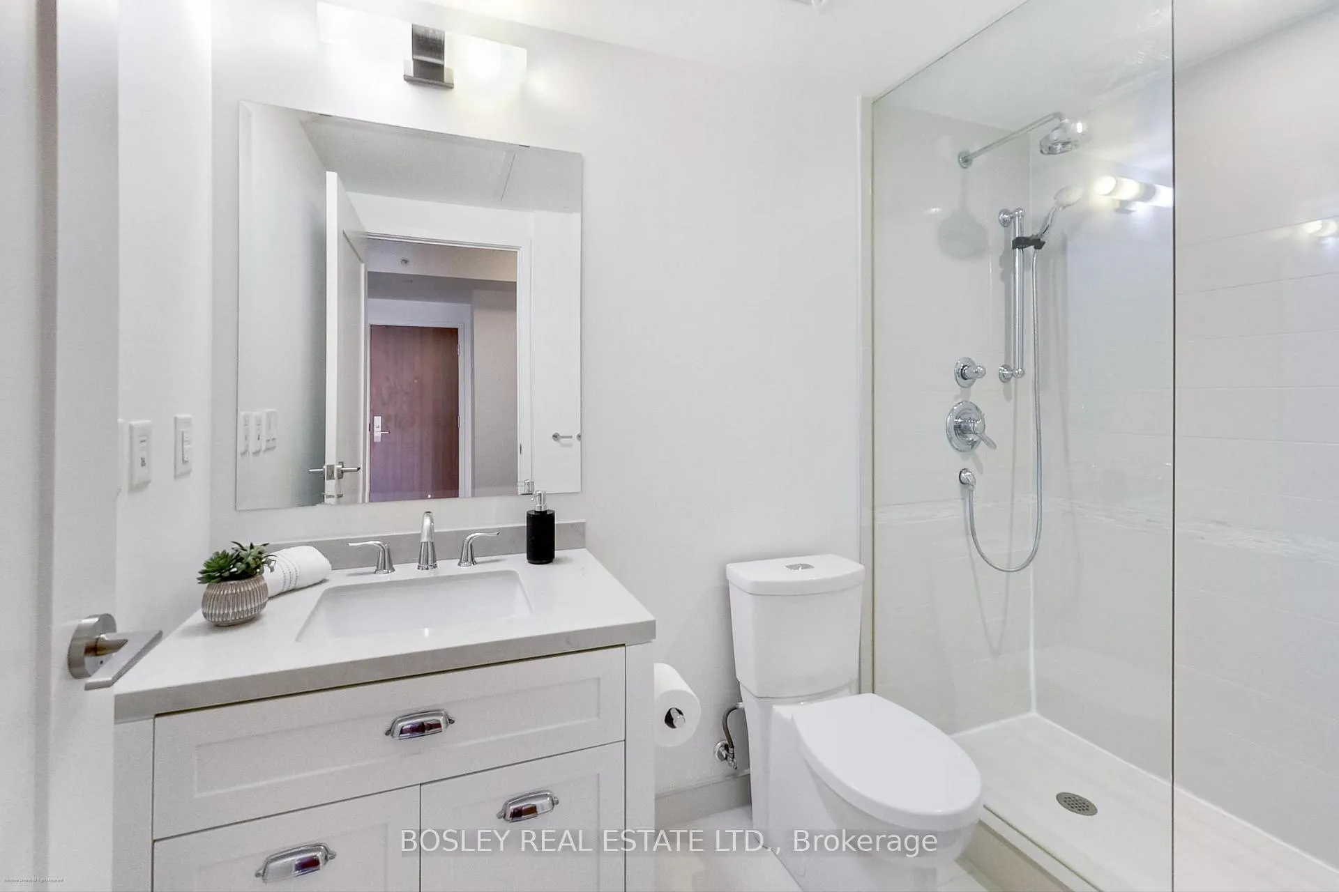 Photo 18 of Unit 506, 25 Malcolm Road, Toronto, Leaside — HOMEH