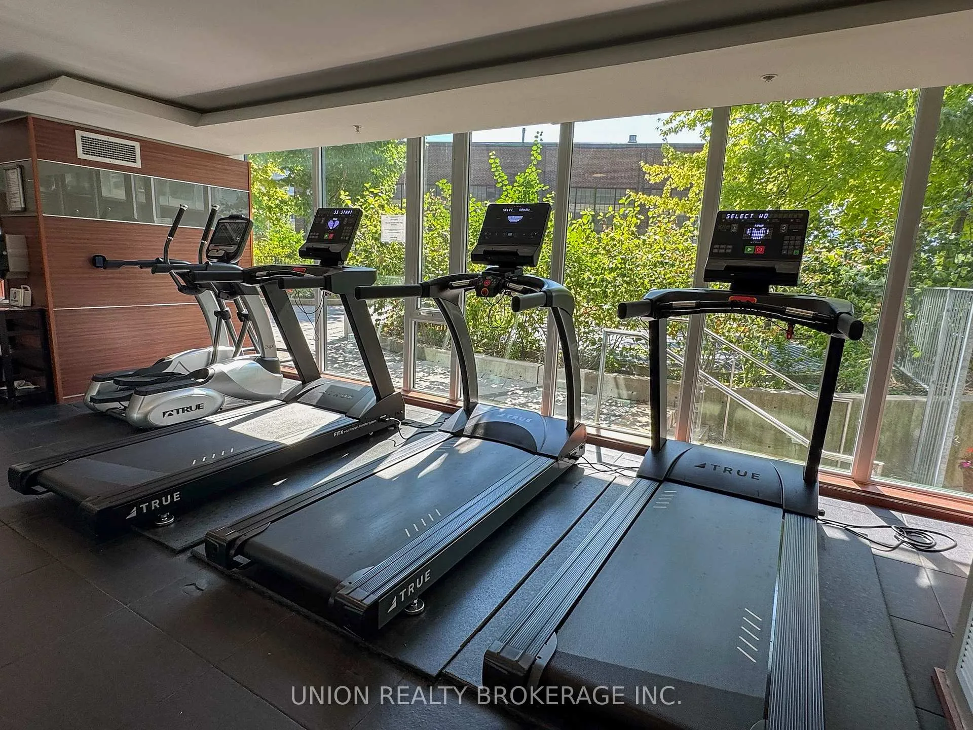 Photo 19 of Unit N913, 120 Bayview Avenue, Toronto, Waterfront Communities — HOMEH