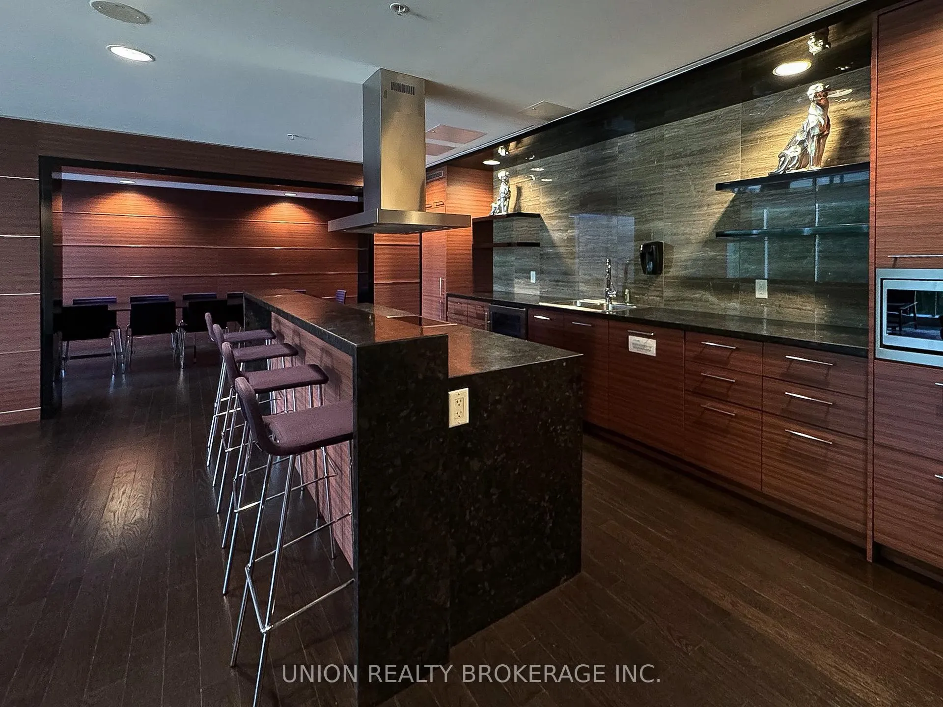 Photo 24 of Unit N913, 120 Bayview Avenue, Toronto, Waterfront Communities — HOMEH