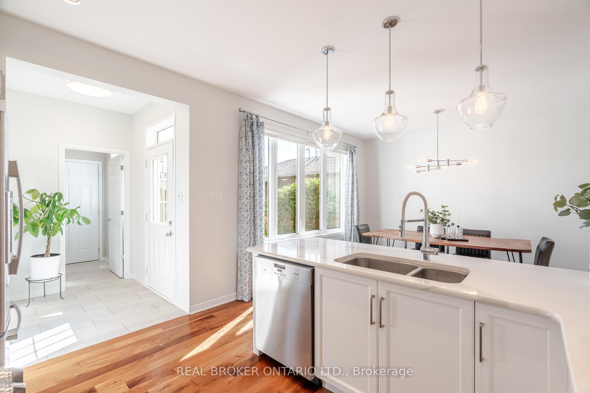 Photo 19 of 408 Sweetflag Street, Ottawa, Barrhaven - Longfields — HOMEH