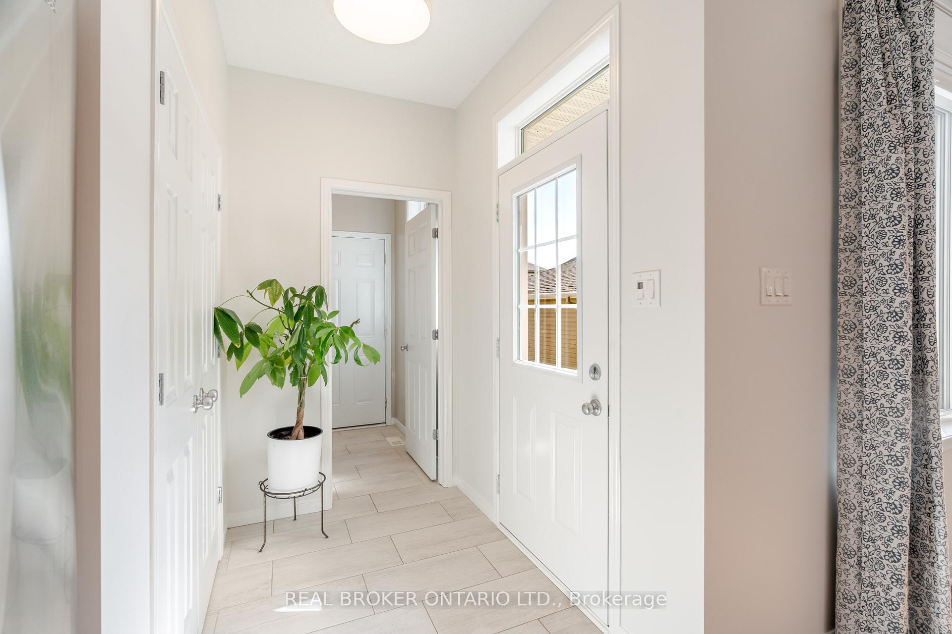 Photo 22 of 408 Sweetflag Street, Ottawa, Barrhaven - Longfields — HOMEH