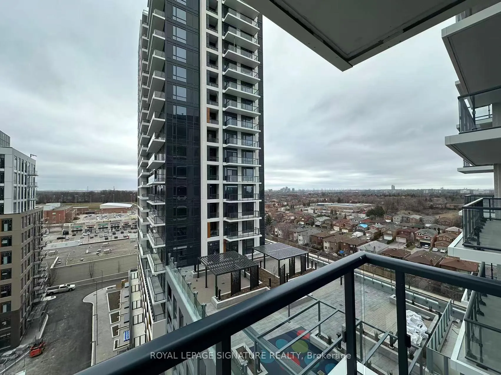 Photo 10 of Unit 1026, 7950 Bathurst Street, Vaughan, Beverley Glen — HOMEH