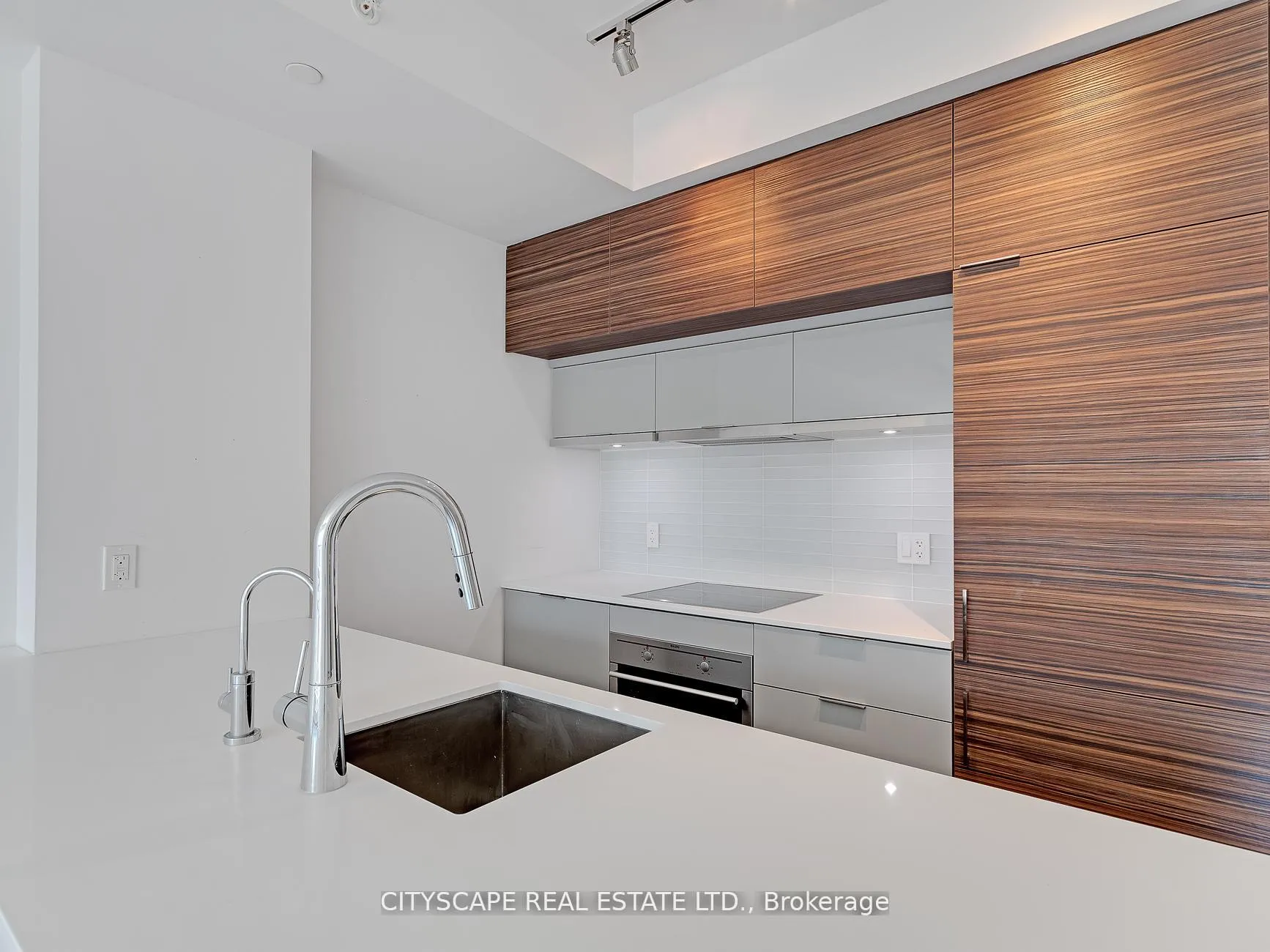 Photo 5 of Unit 3810, 88 Scott Street, Toronto, Church-Yonge Corridor — HOMEH