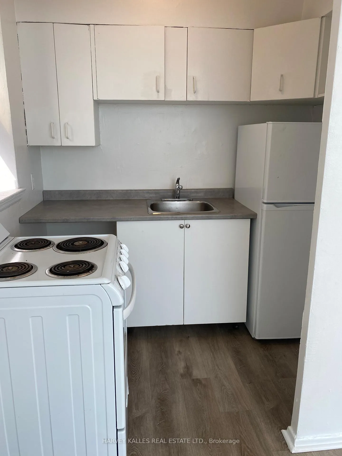 Photo 4 of Unit 211, 1582 Bathurst Street, Toronto, Humewood-Cedarvale — HOMEH